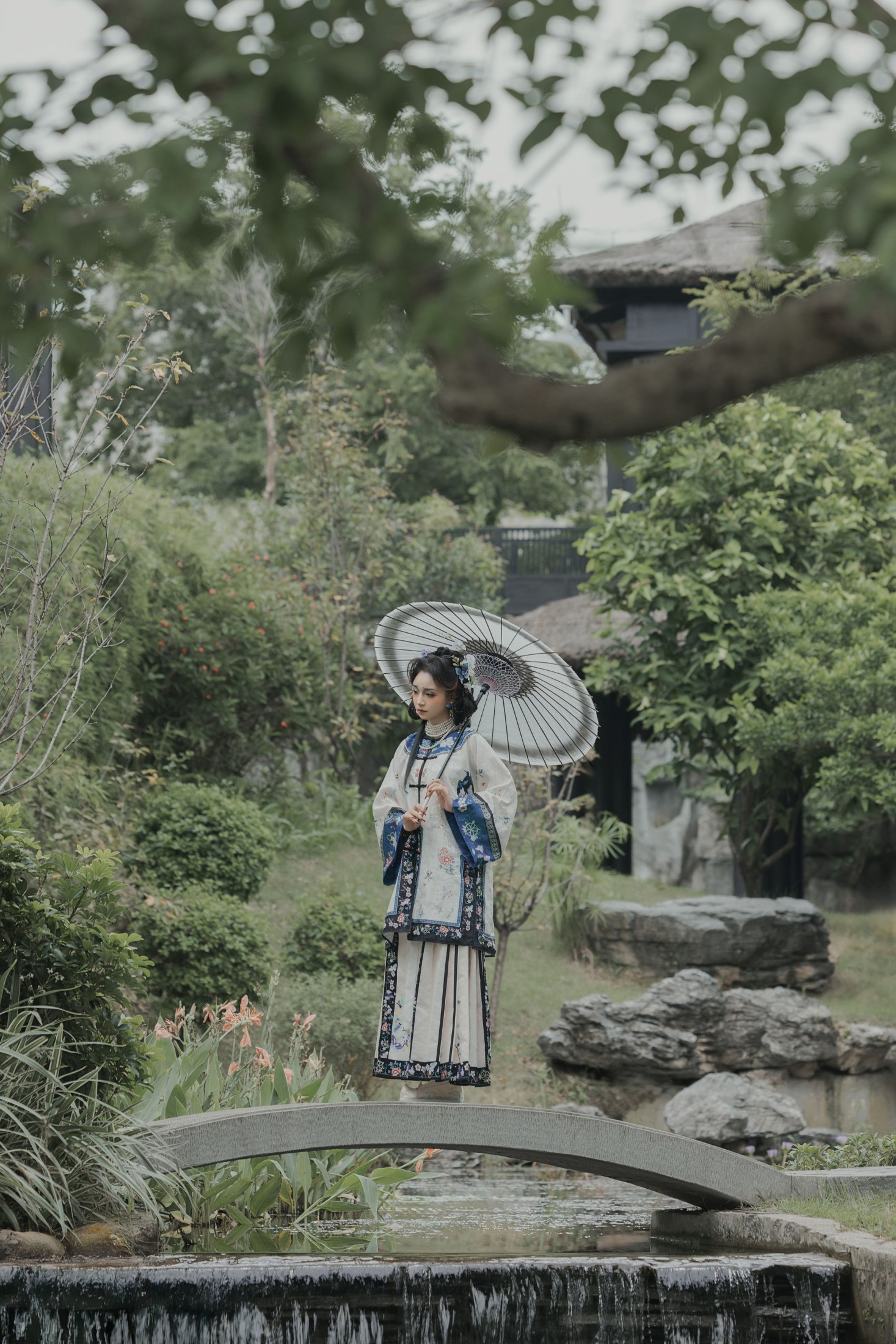 琳琅 – 《清汉女》[42P]