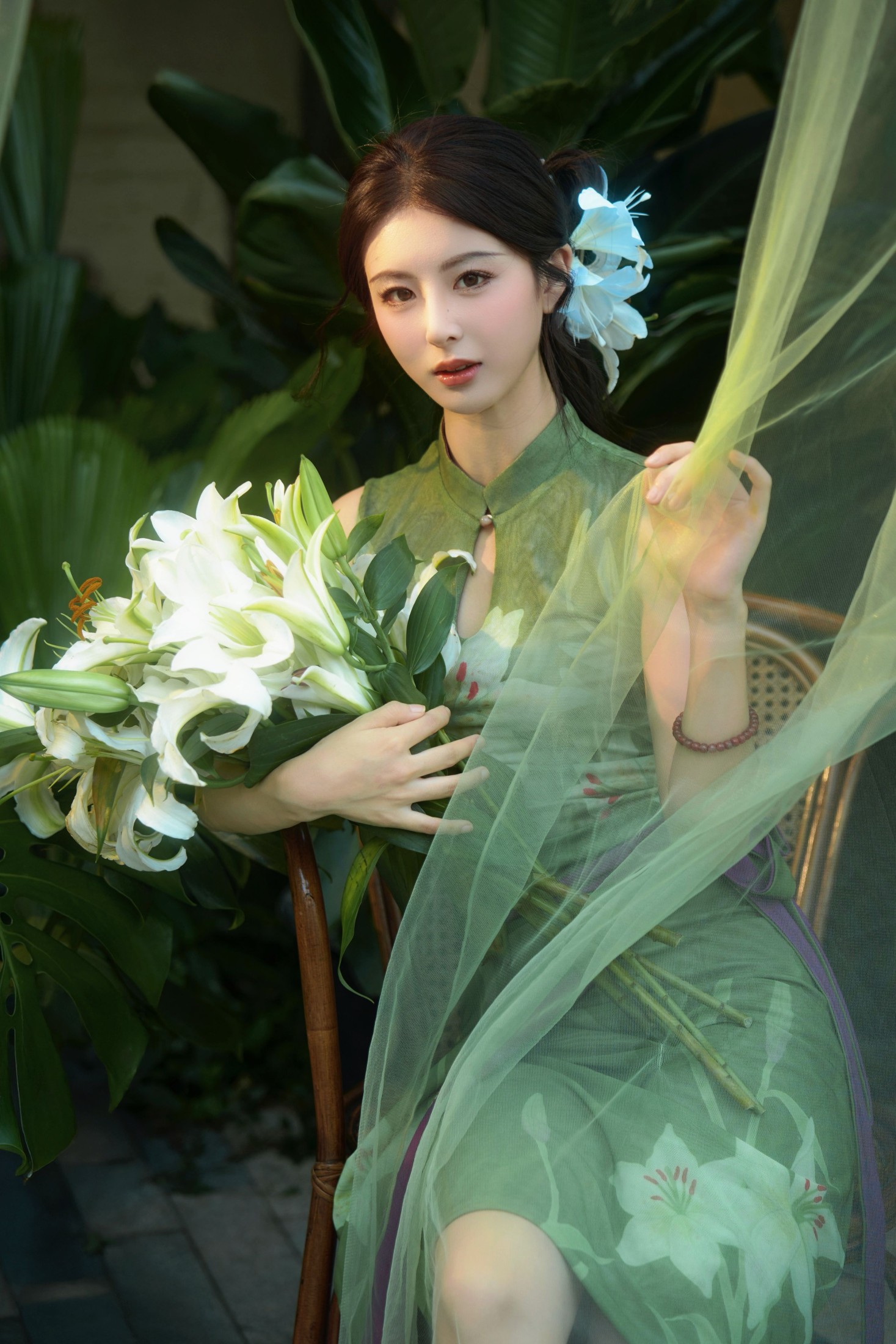 言欢 – 《不与花同梦》[13P]