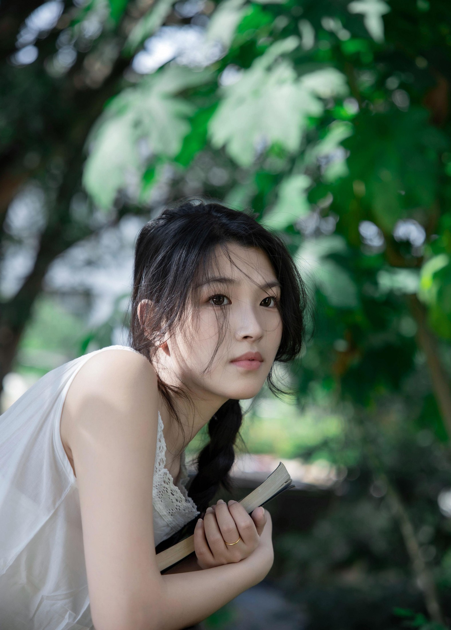 依婷 – 《青提味的夏天》[15P]