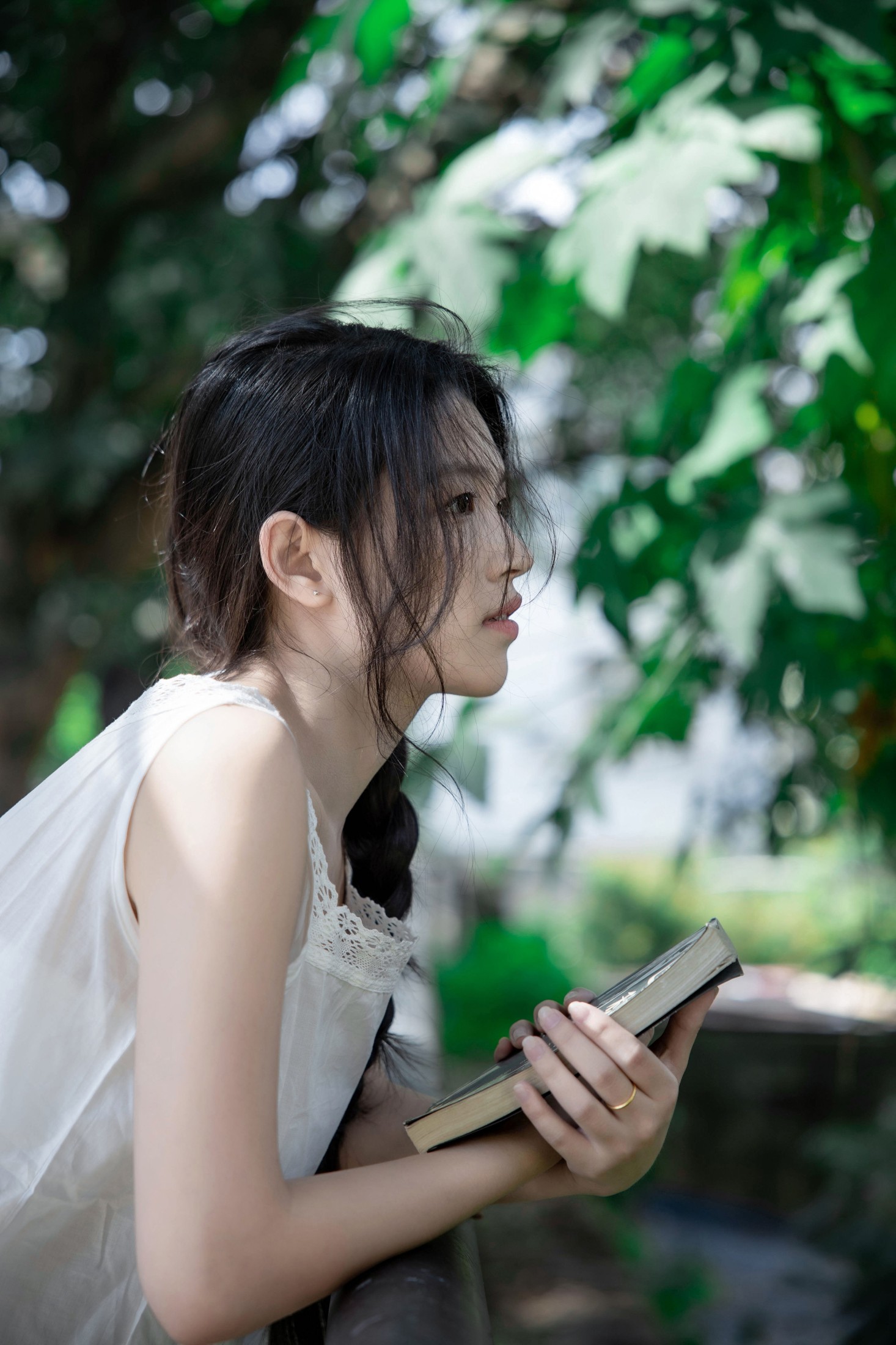 依婷 – 《青提味的夏天》[15P]