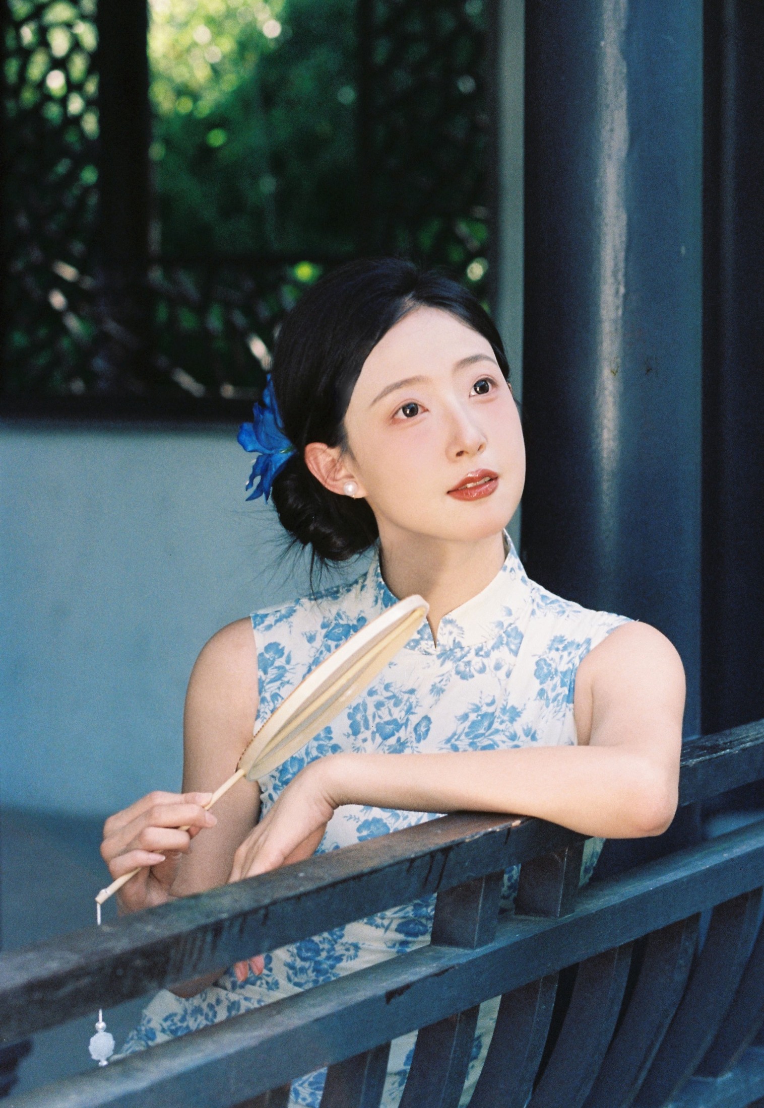 小魏小魏 – 《如传世的青花瓷》[16P]