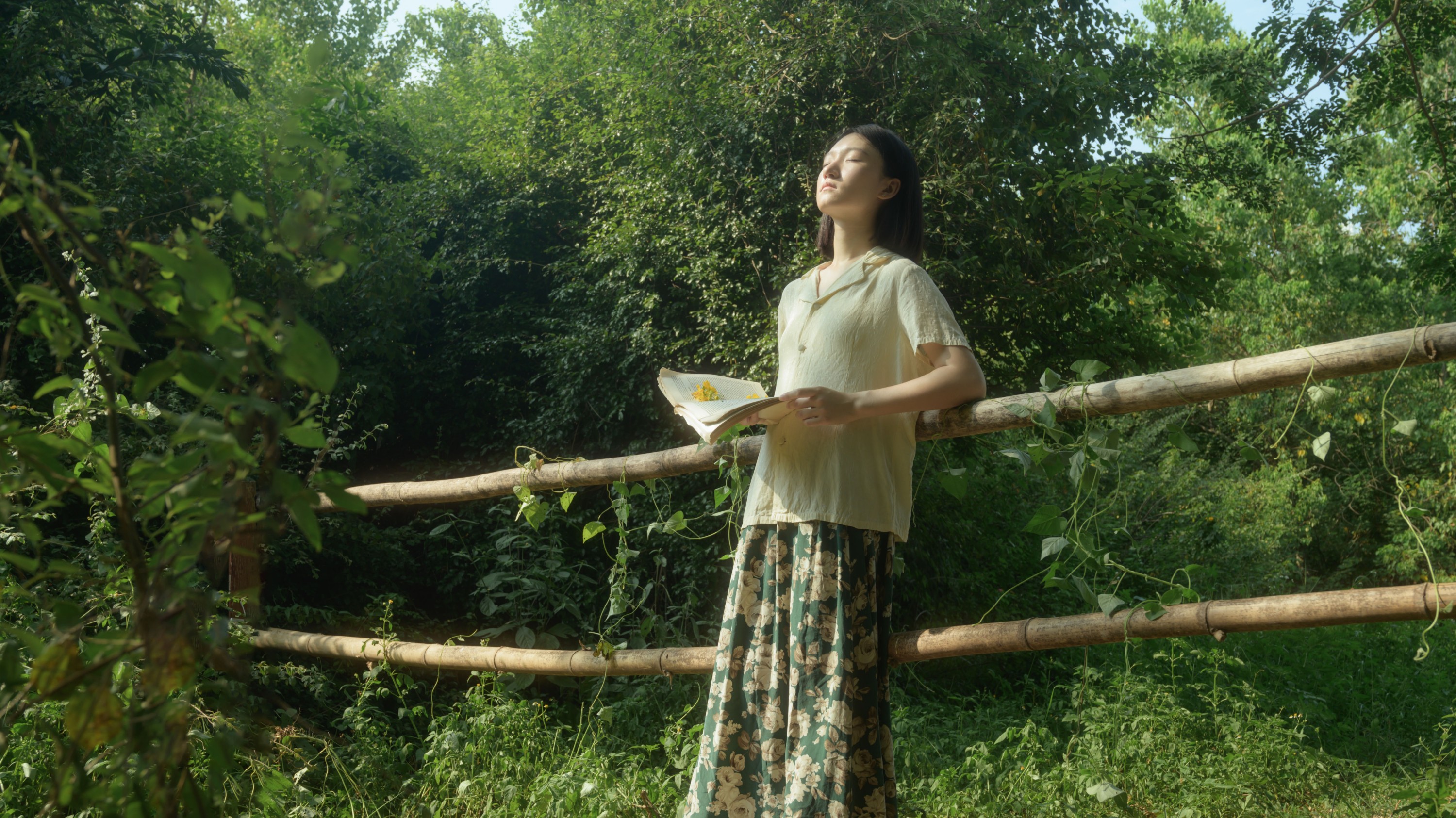 小玥 – 《盛夏》[18P]