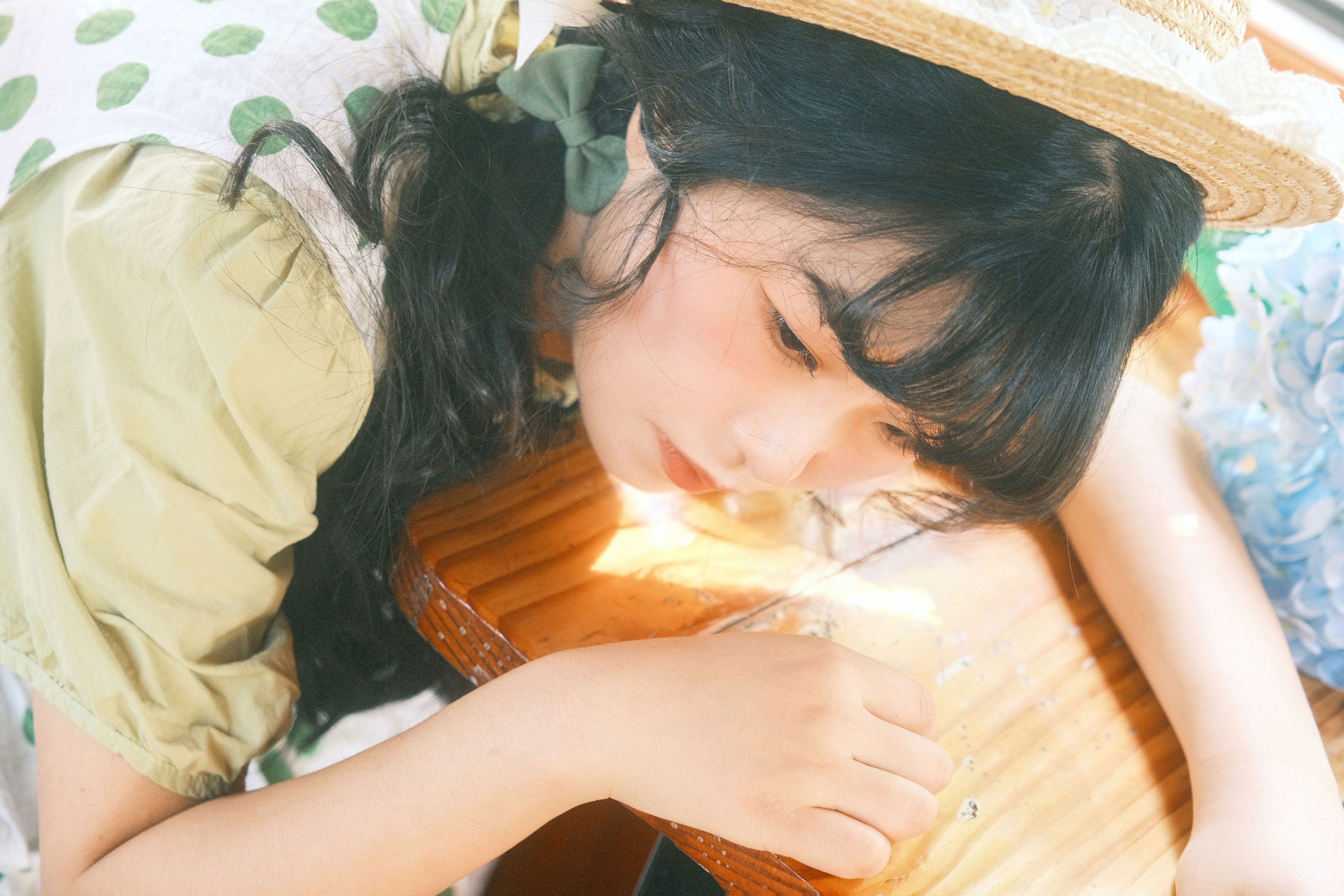 陈梦 – 《夏日的风》[17P]