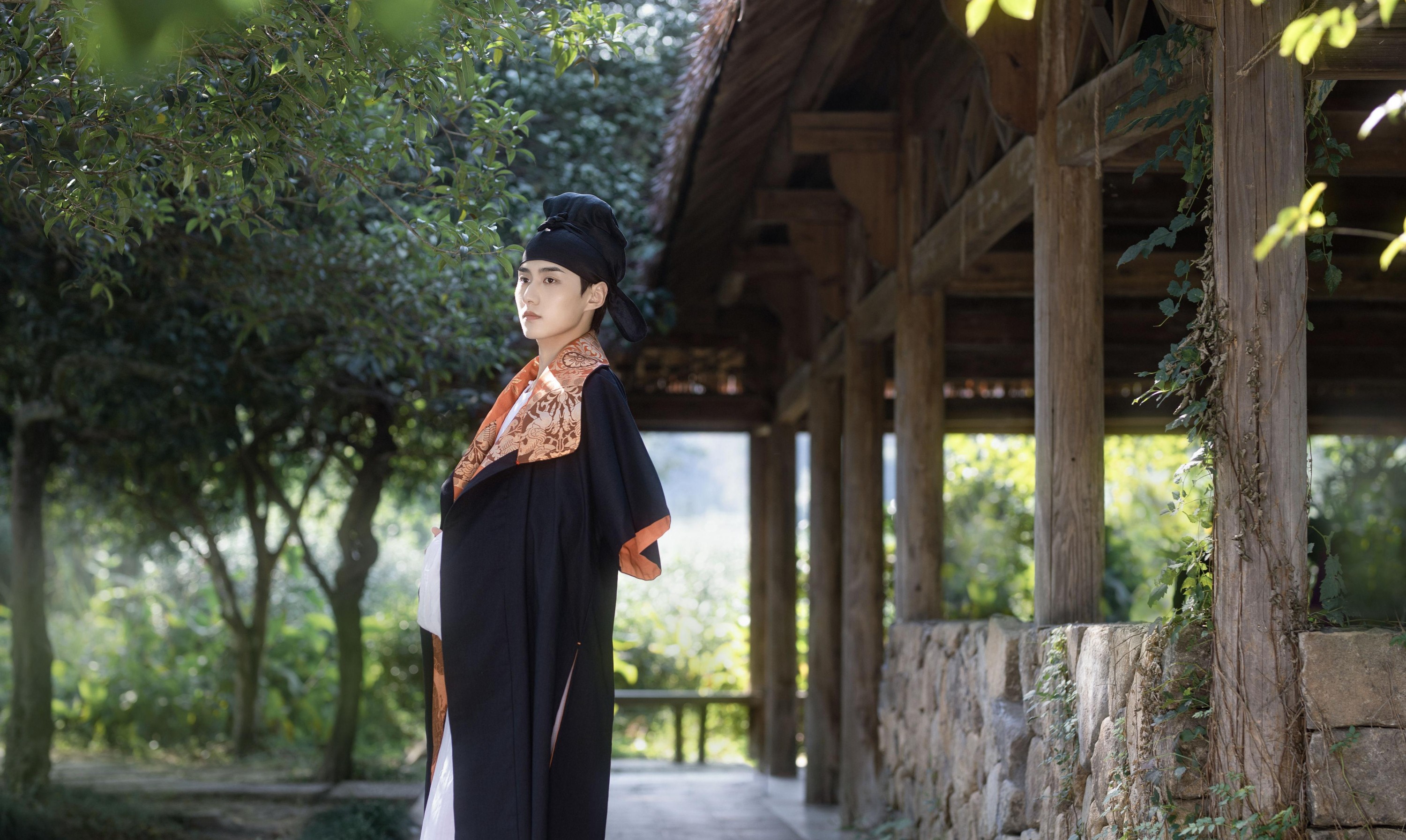 刘儒林 – 《欲买桂花同载酒，终不似，少年游。》[17P]