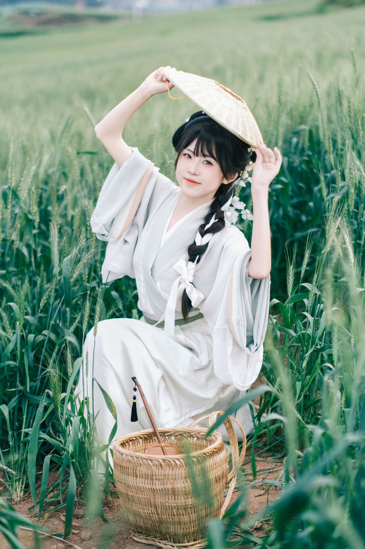 1010 – 《春天的麦田是一片绿色的海》[18P]