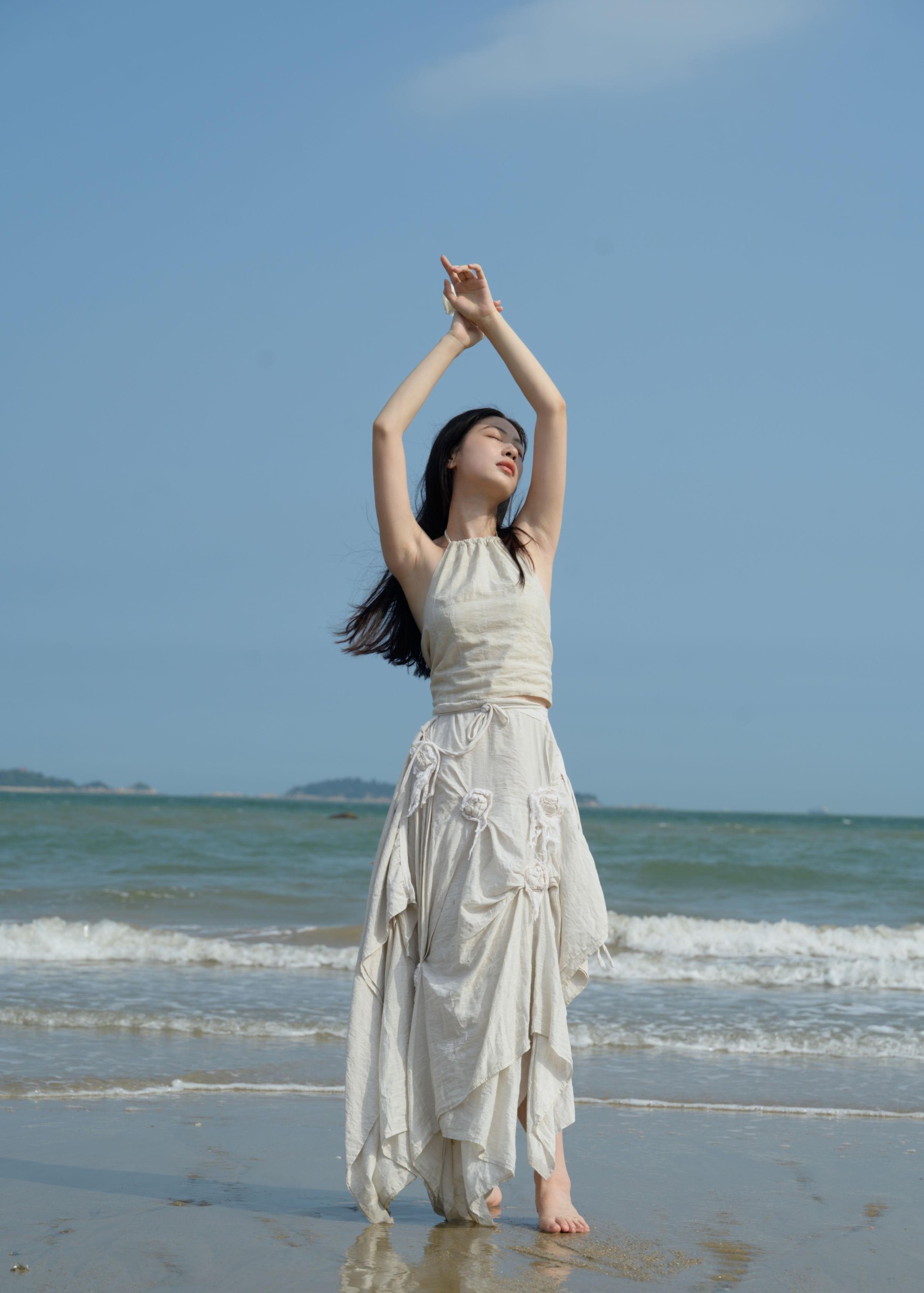 依依 – 《自由是海的语言》[29P]