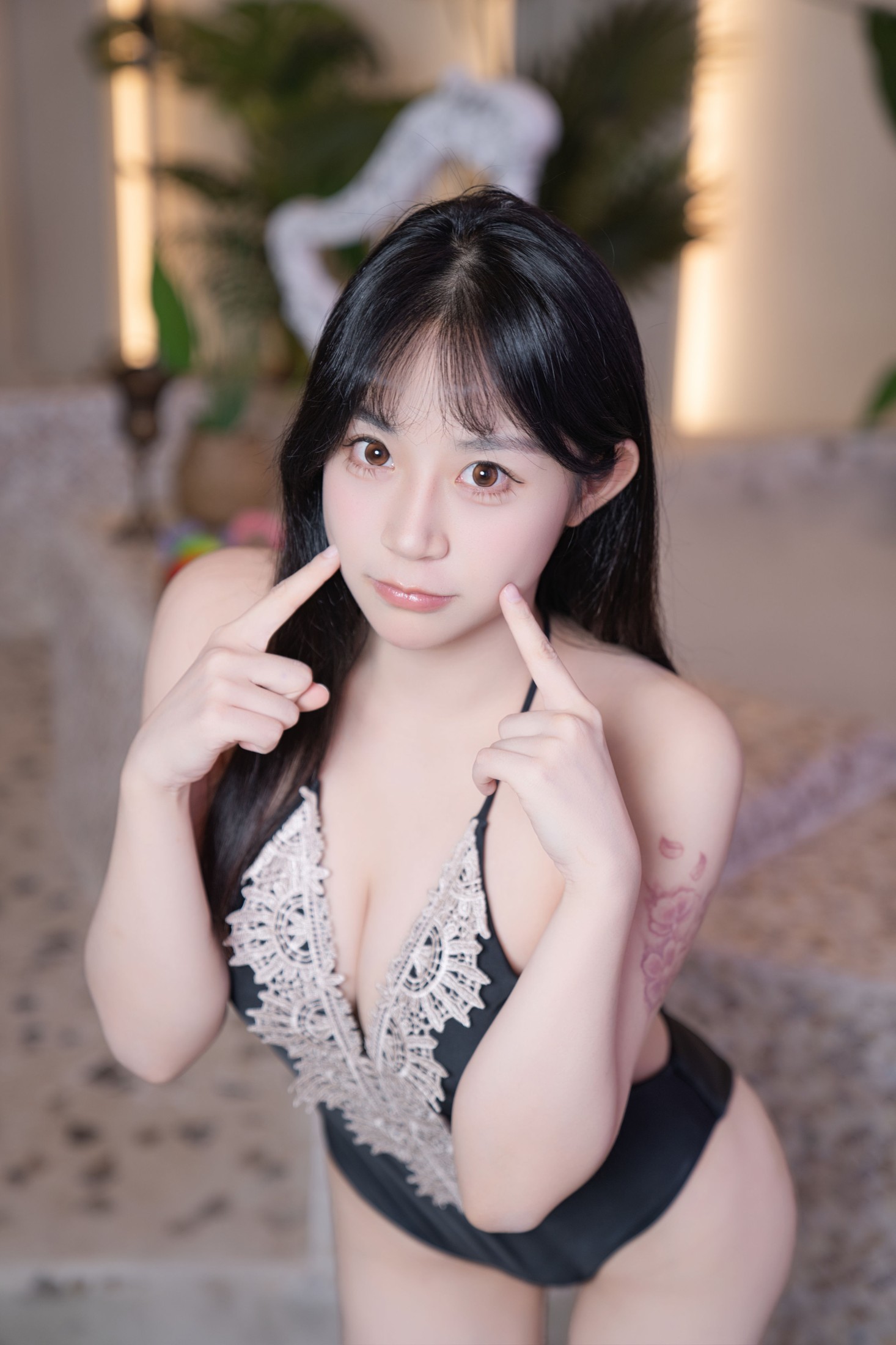 一元同学Jodie – 《泳衣・蕾丝・柔光》[41P]