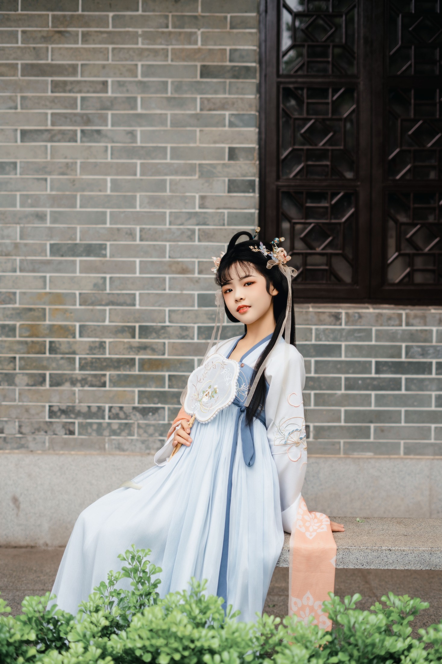 丹丹 – 《穿汉服的小女孩》[16P]