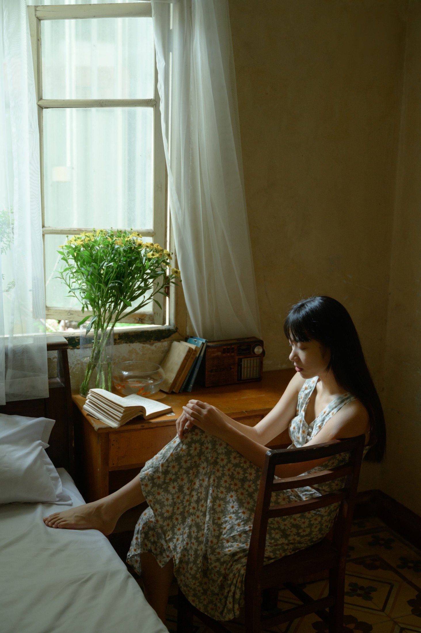 山野小果 – 《房间》[34P]