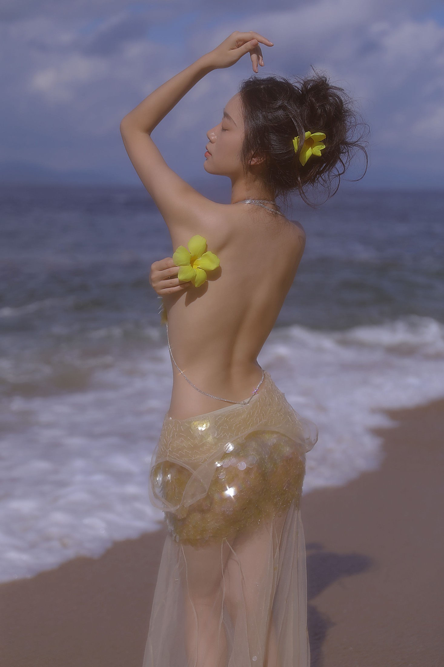 六六 – 《她从海中走来》[19P]