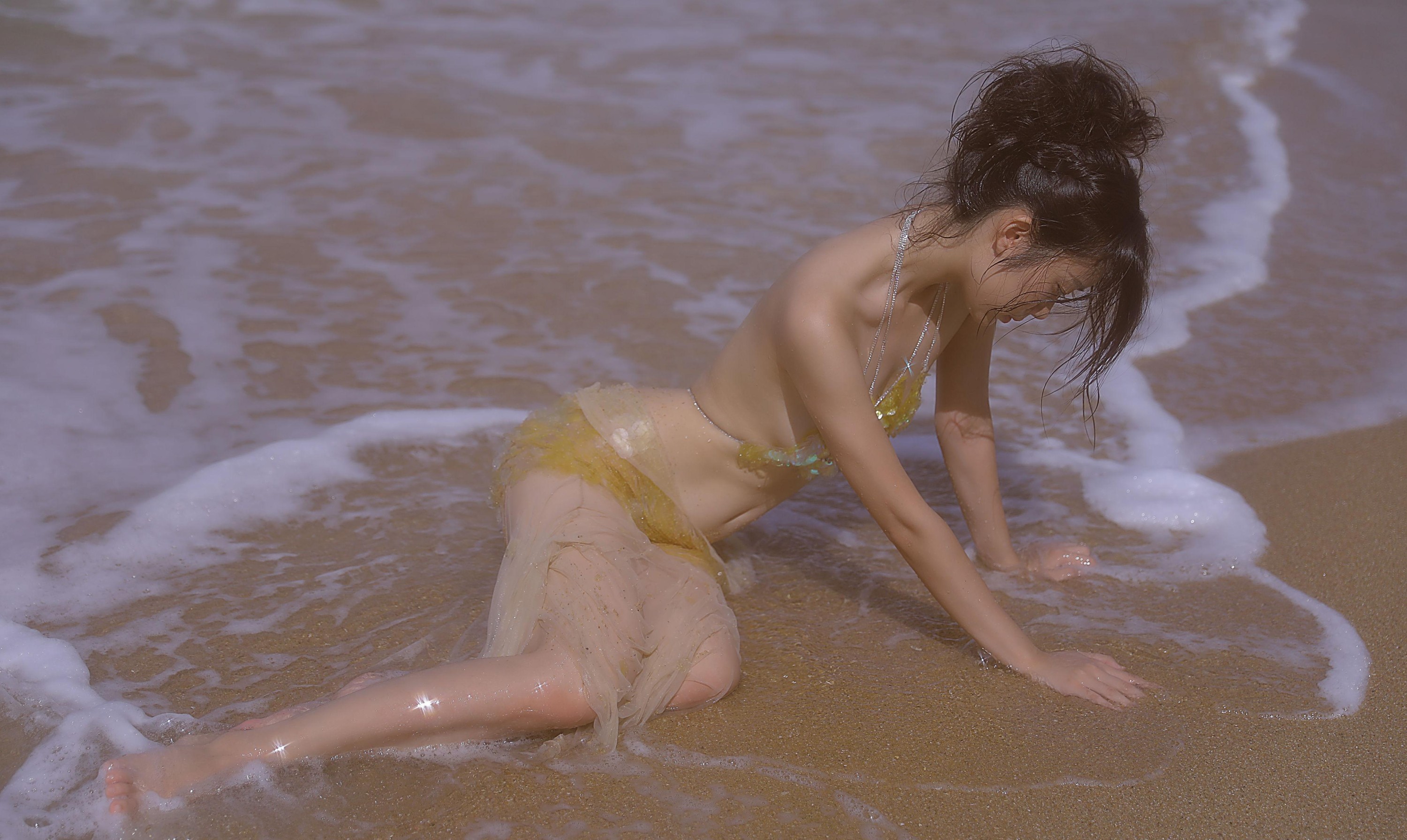 六六 – 《她从海中走来》[19P]