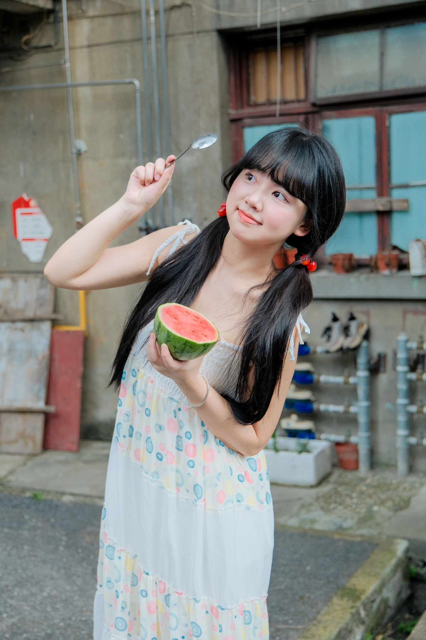 小梨花儿 – 《日系老小区拍照》[31P]