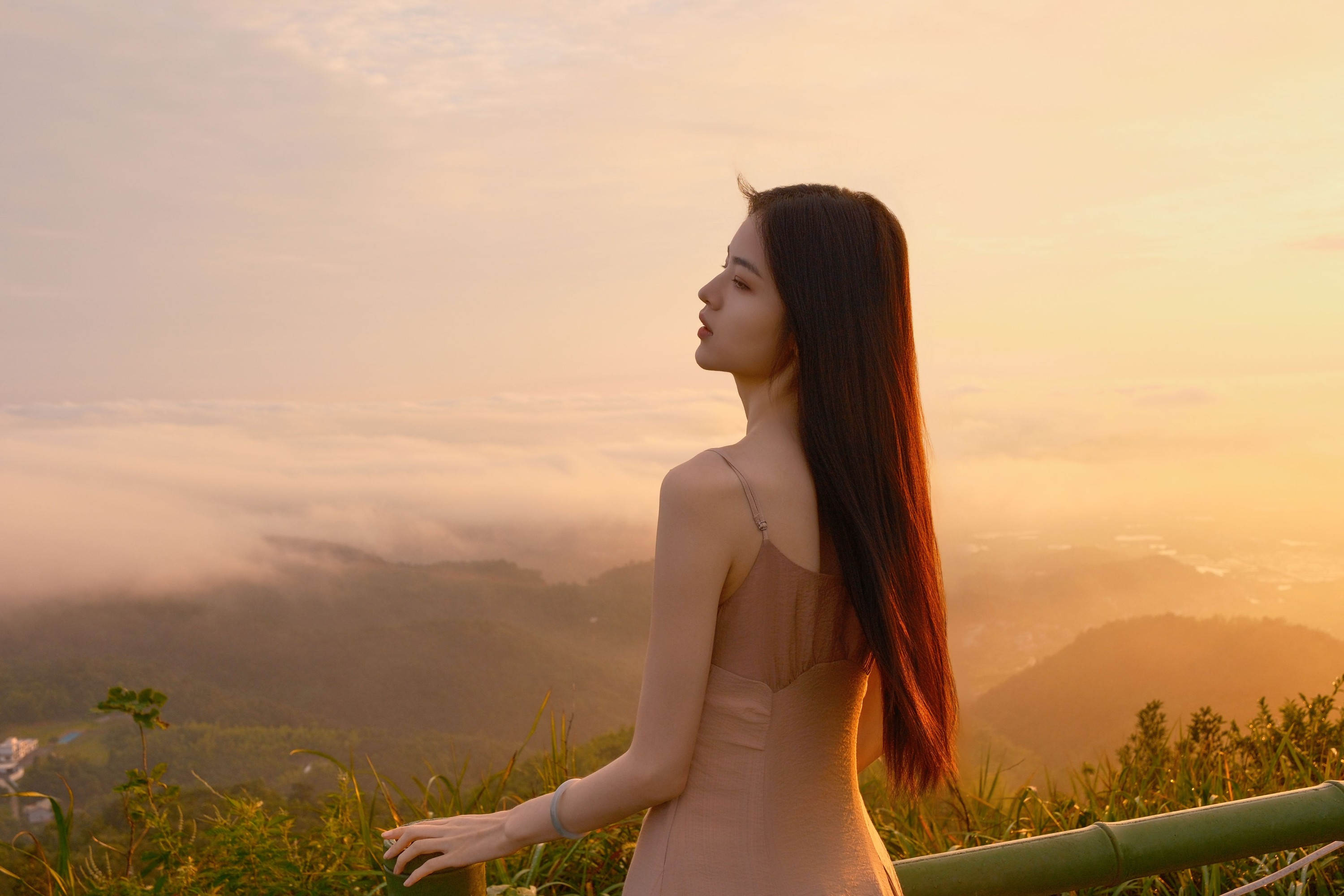 蓉儿 – 《远山呼唤的浪漫》[20P]