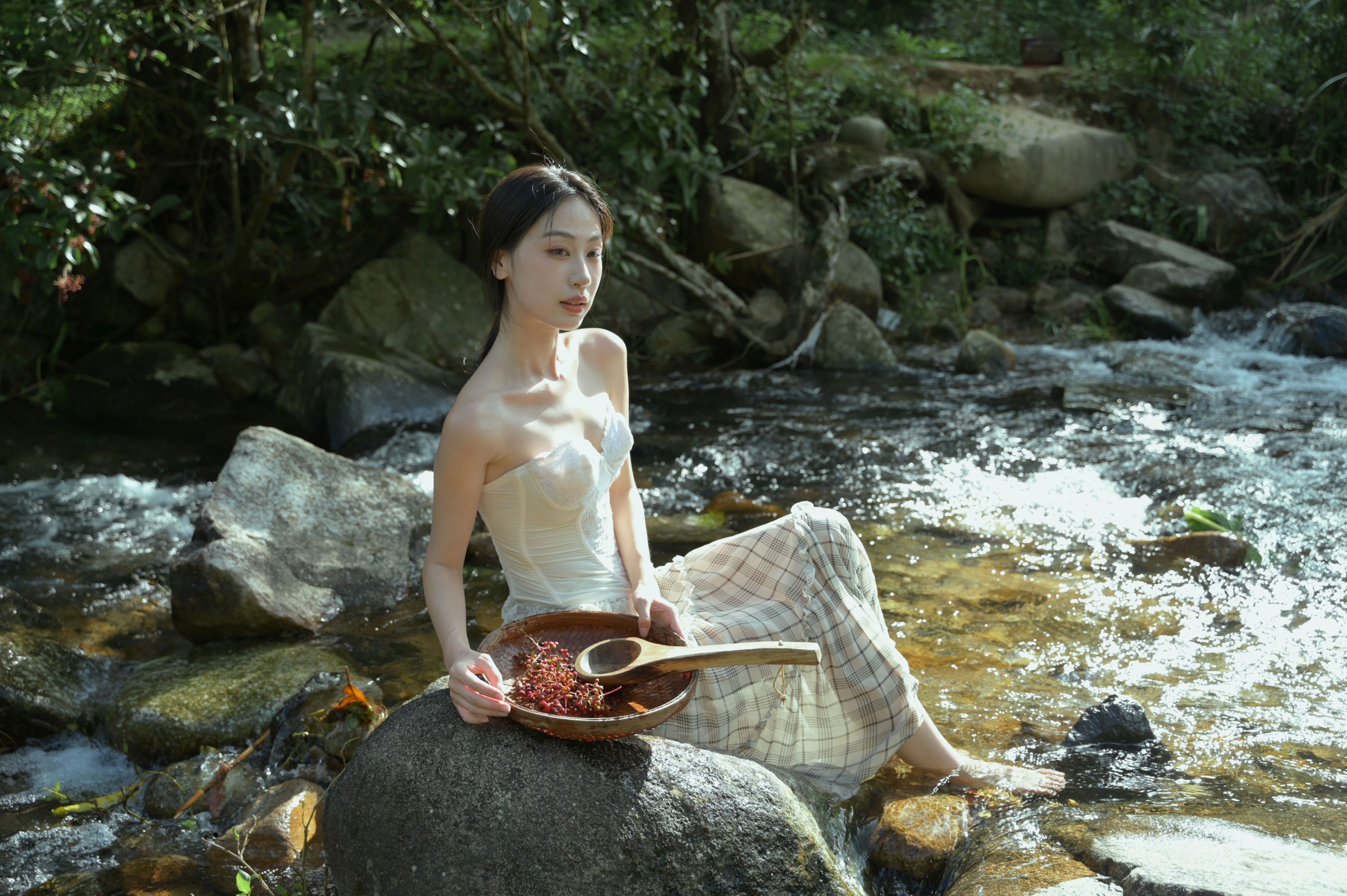 依依 – 《允许你的生命如溪水流动》[39P] 插图5