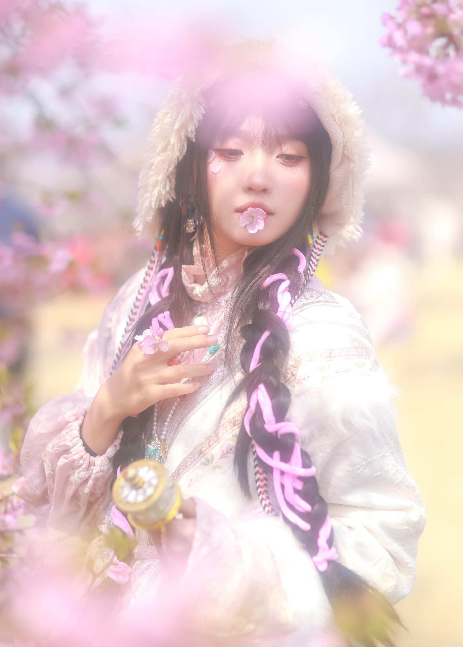 敢小姐 – 《藏族少女の樱海》[26P]