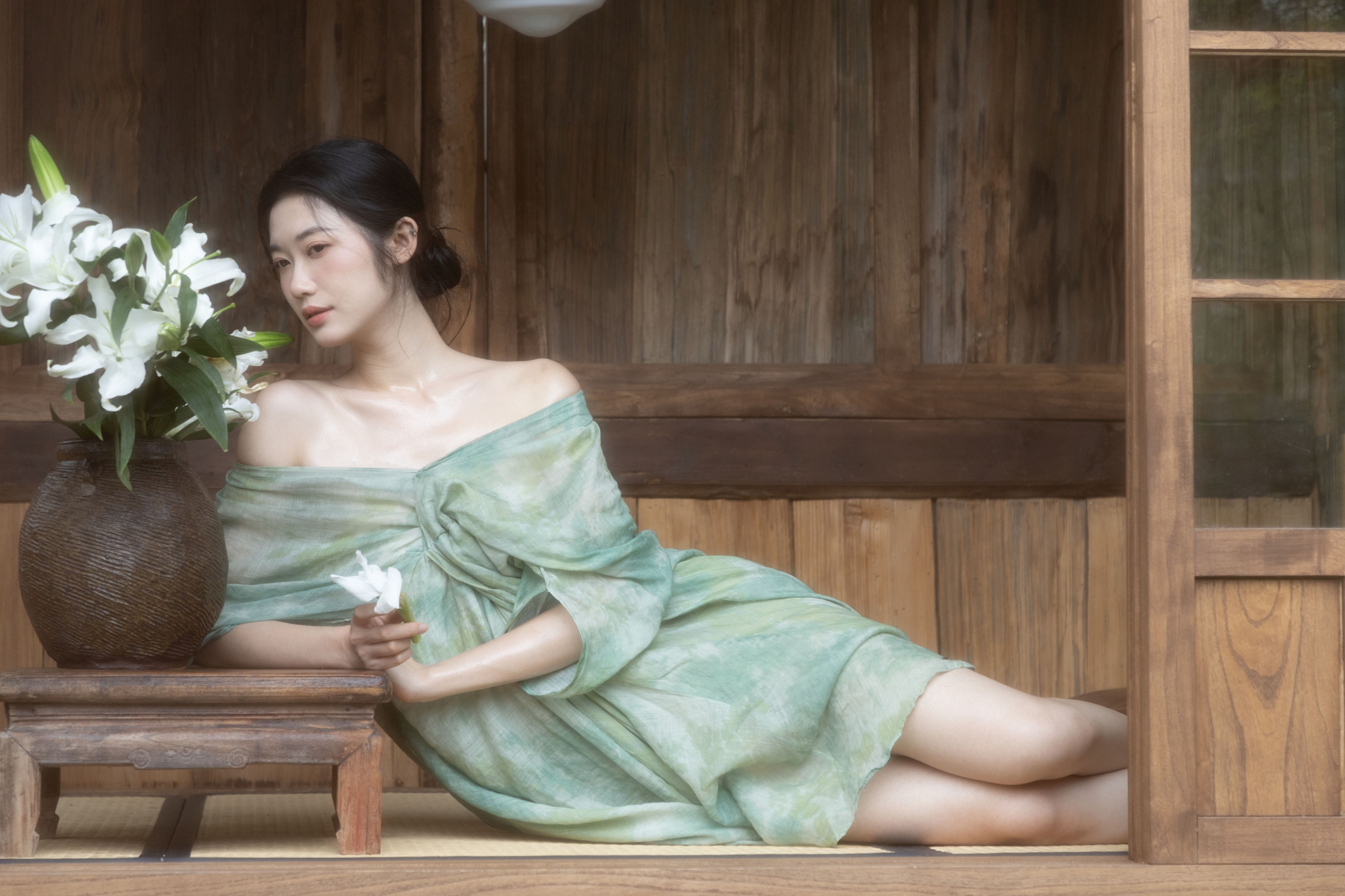 费里妮妮 – 《竹林、少女和新中式》[18P]