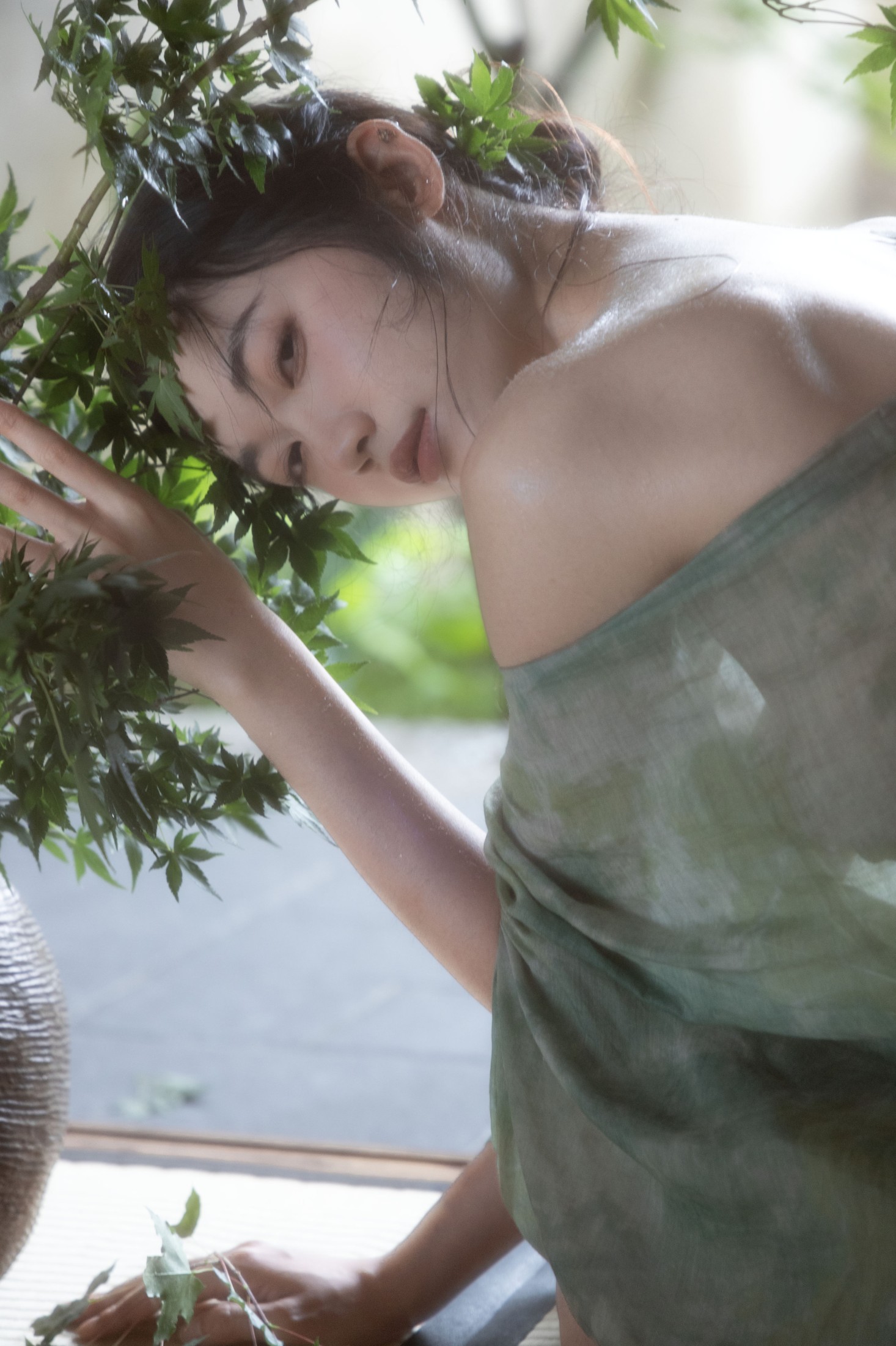 费里妮妮 – 《竹林、少女和新中式》[18P]