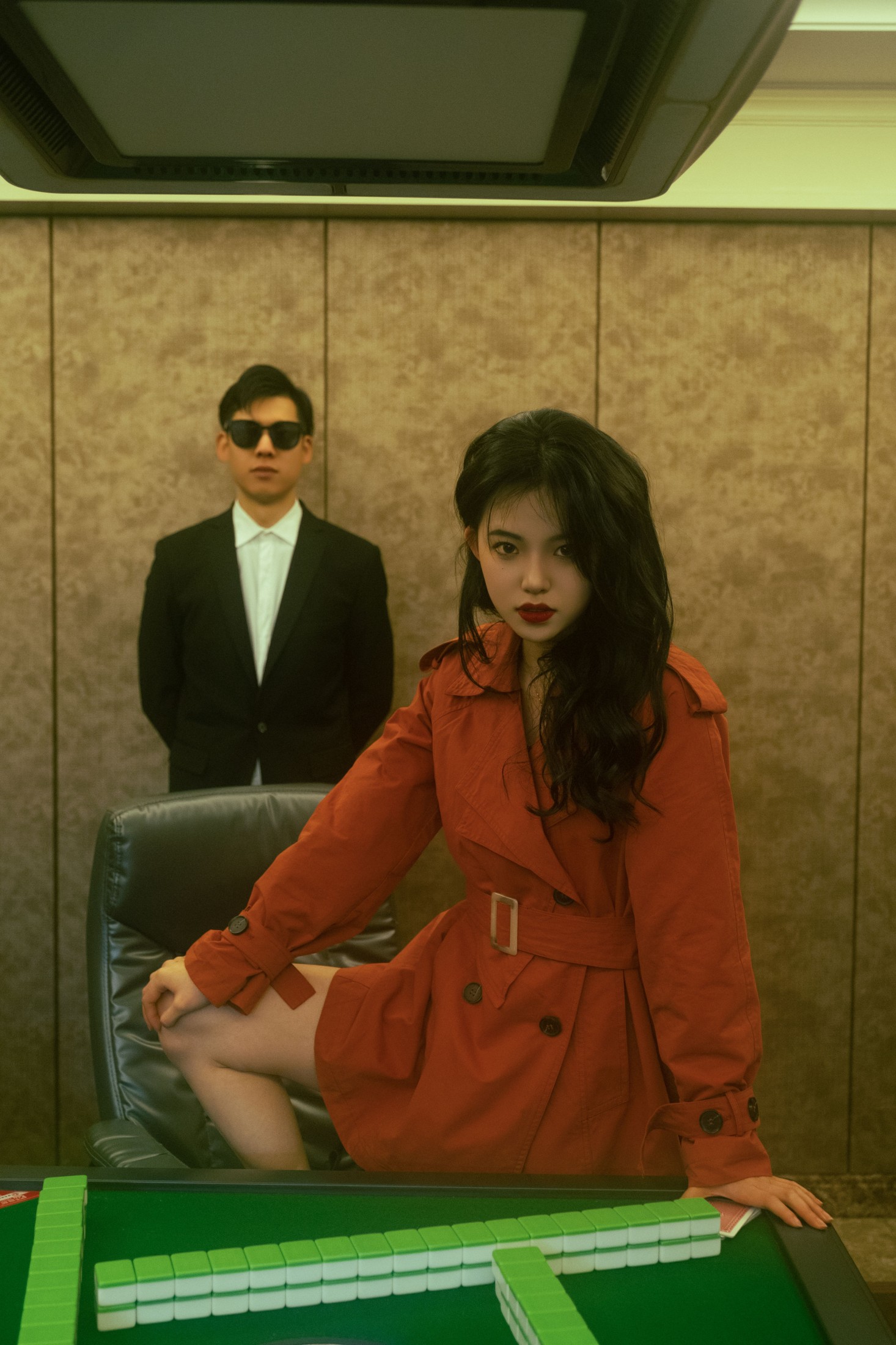 露露 – 《港风叼牌复古》[25P]