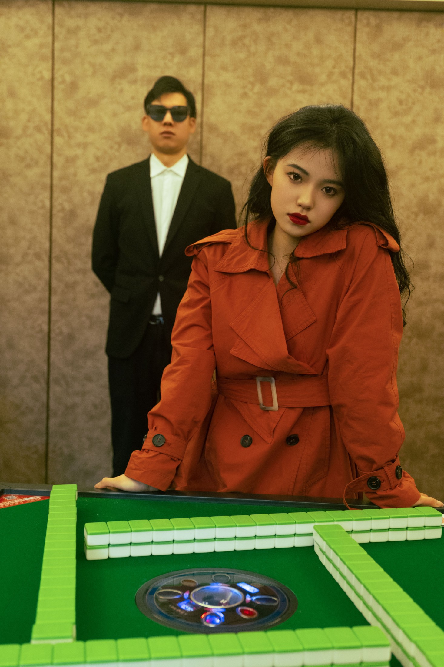 露露 – 《港风叼牌复古》[25P]