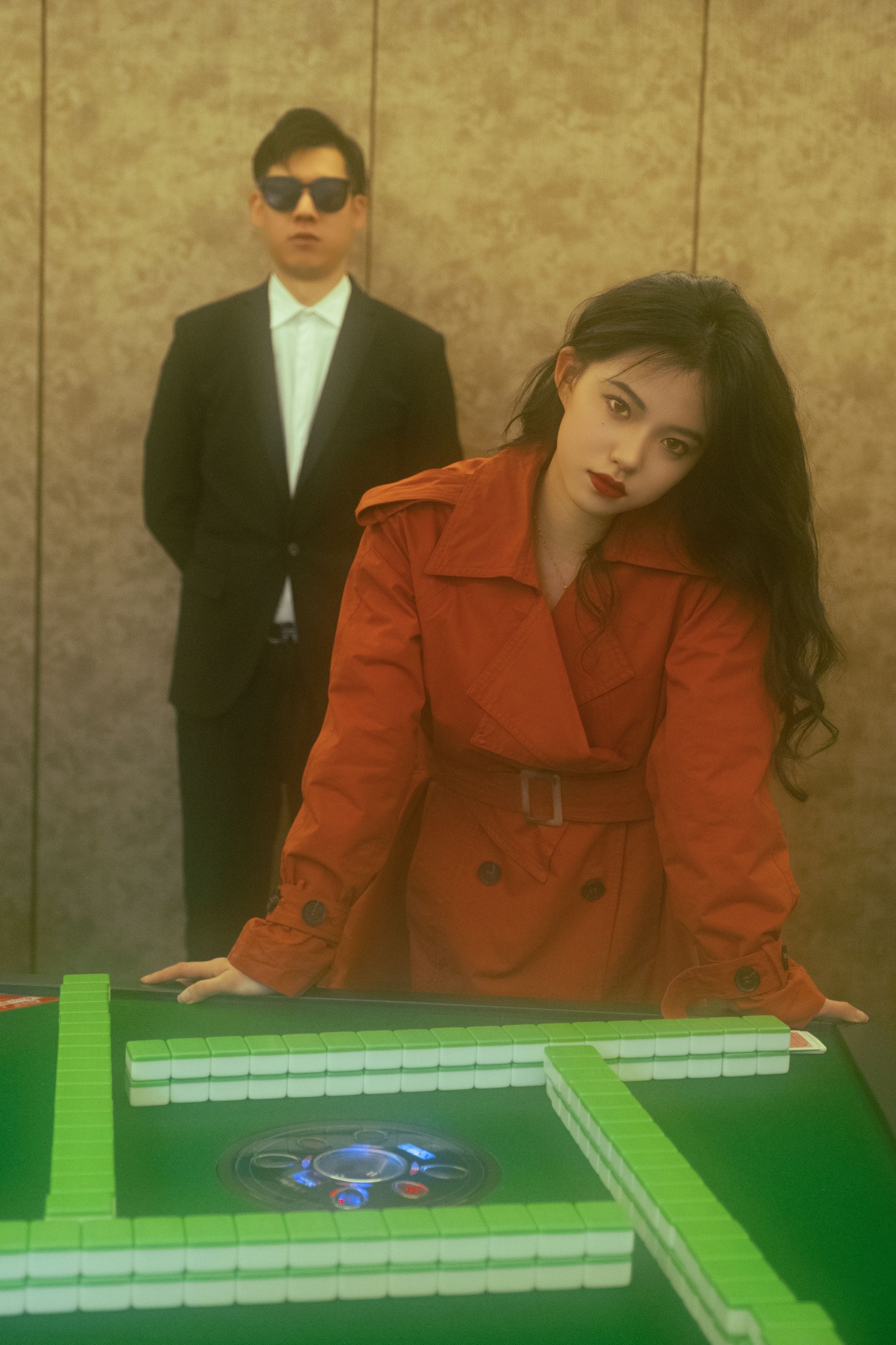 露露 – 《港风叼牌复古》[25P]