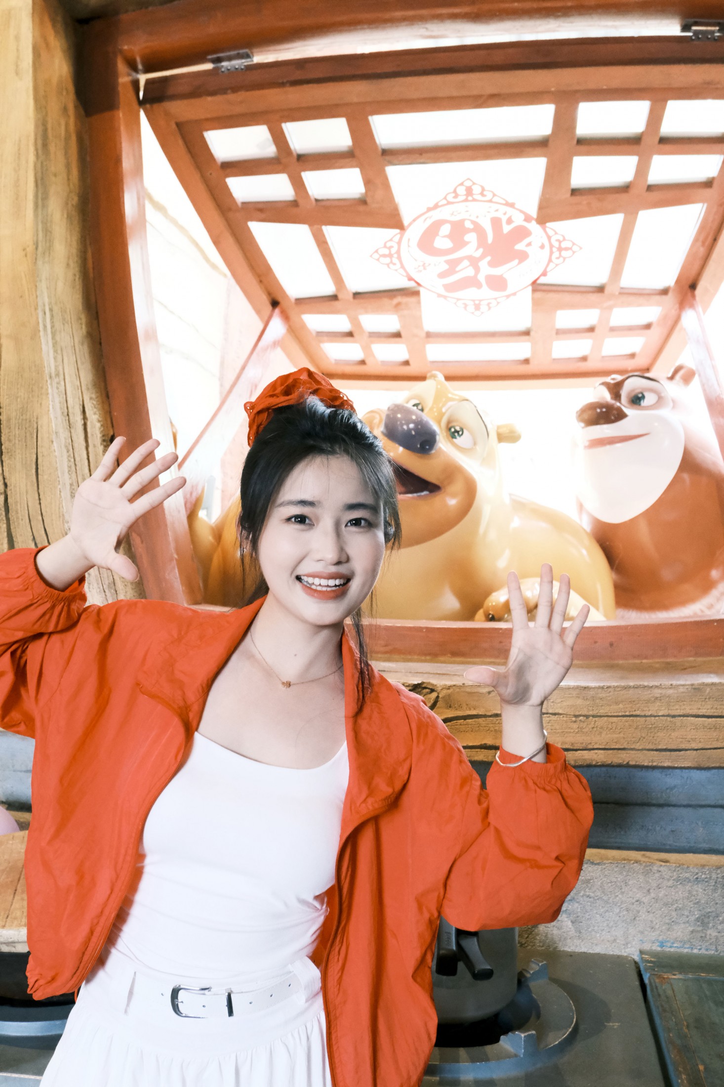 桃子 – 《疯狂假期》[14P]