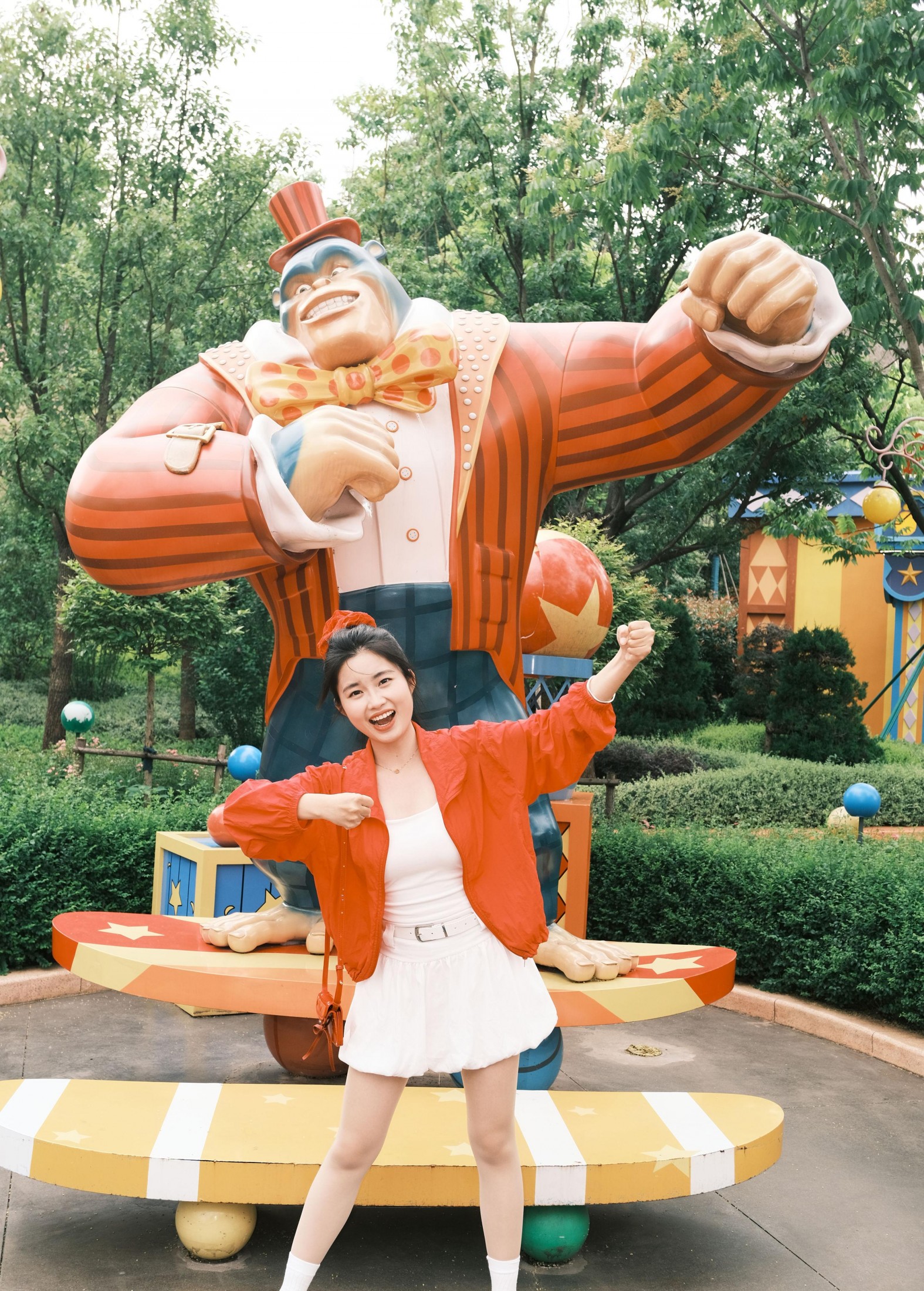 桃子 – 《疯狂假期》[14P]