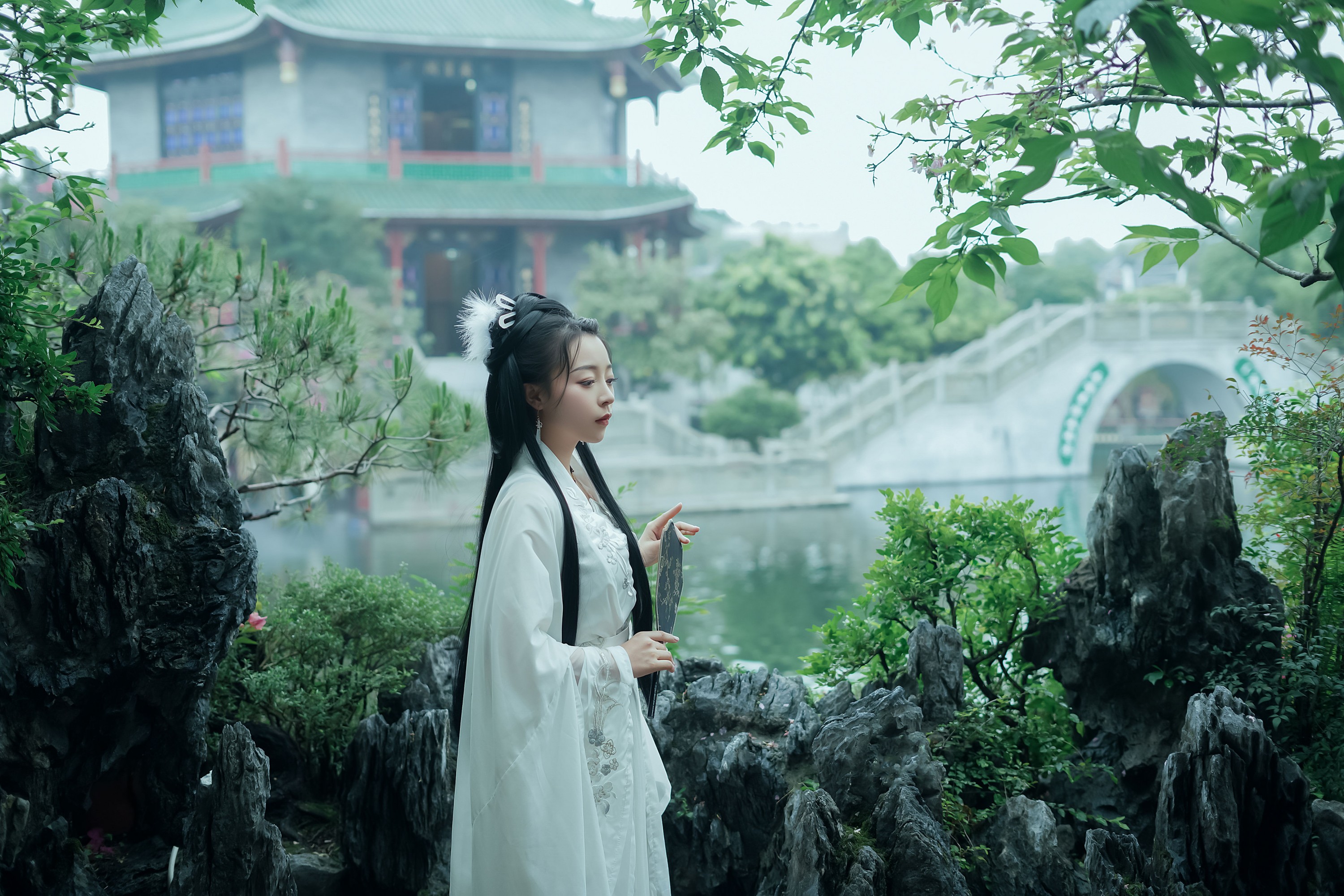 小兰 – 《雨中美人》[17P]