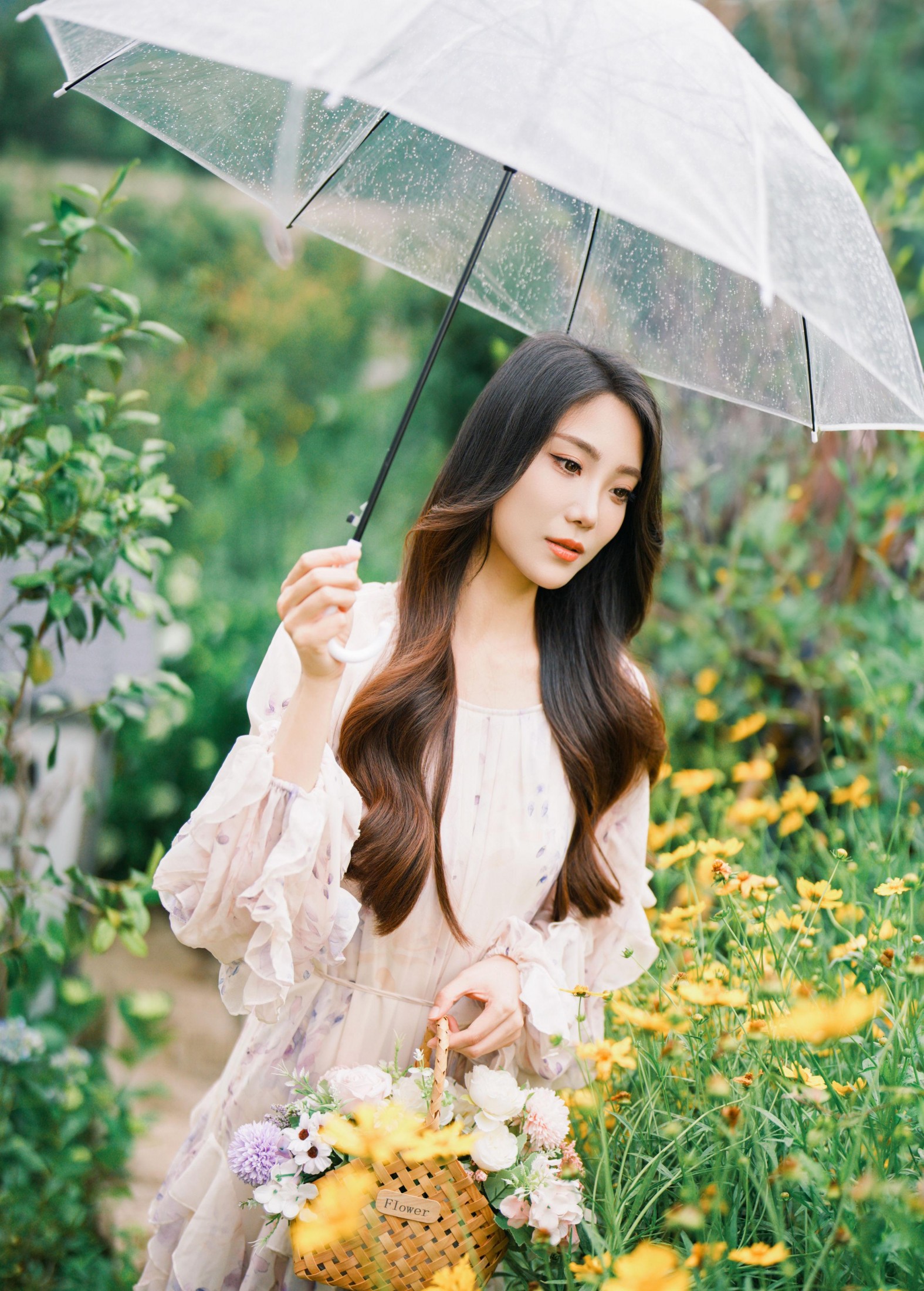 小雅 – 《唯美风-“花开无尽夏，浪漫永不休”》[16P]