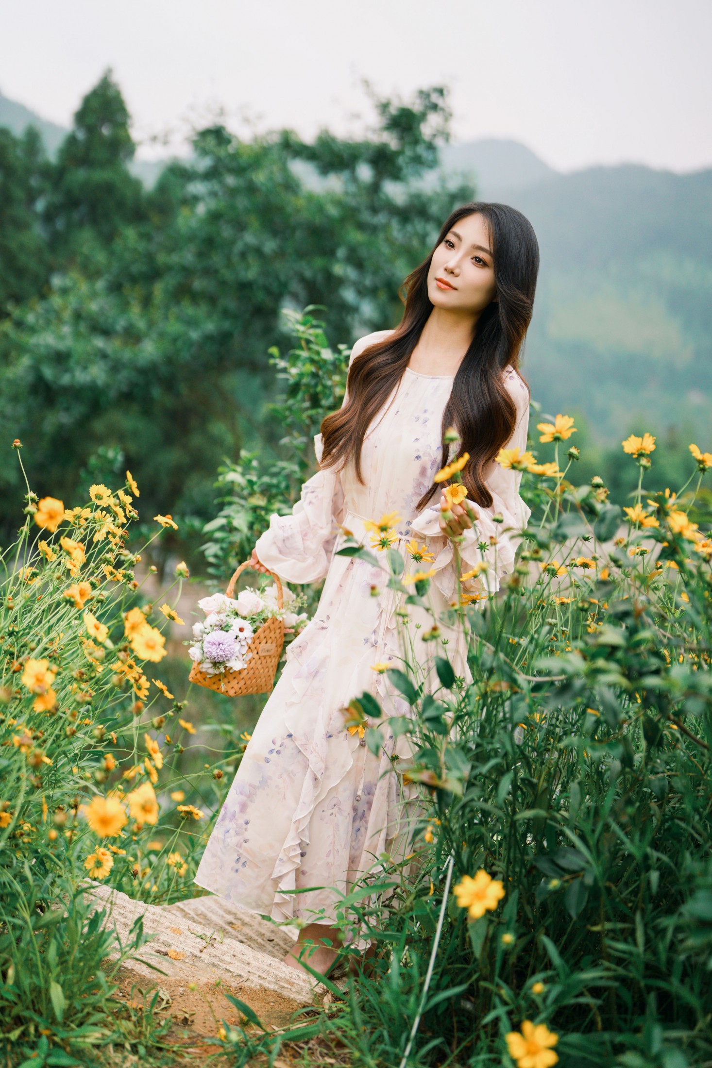 小雅 – 《唯美风-“花开无尽夏，浪漫永不休”》[16P]