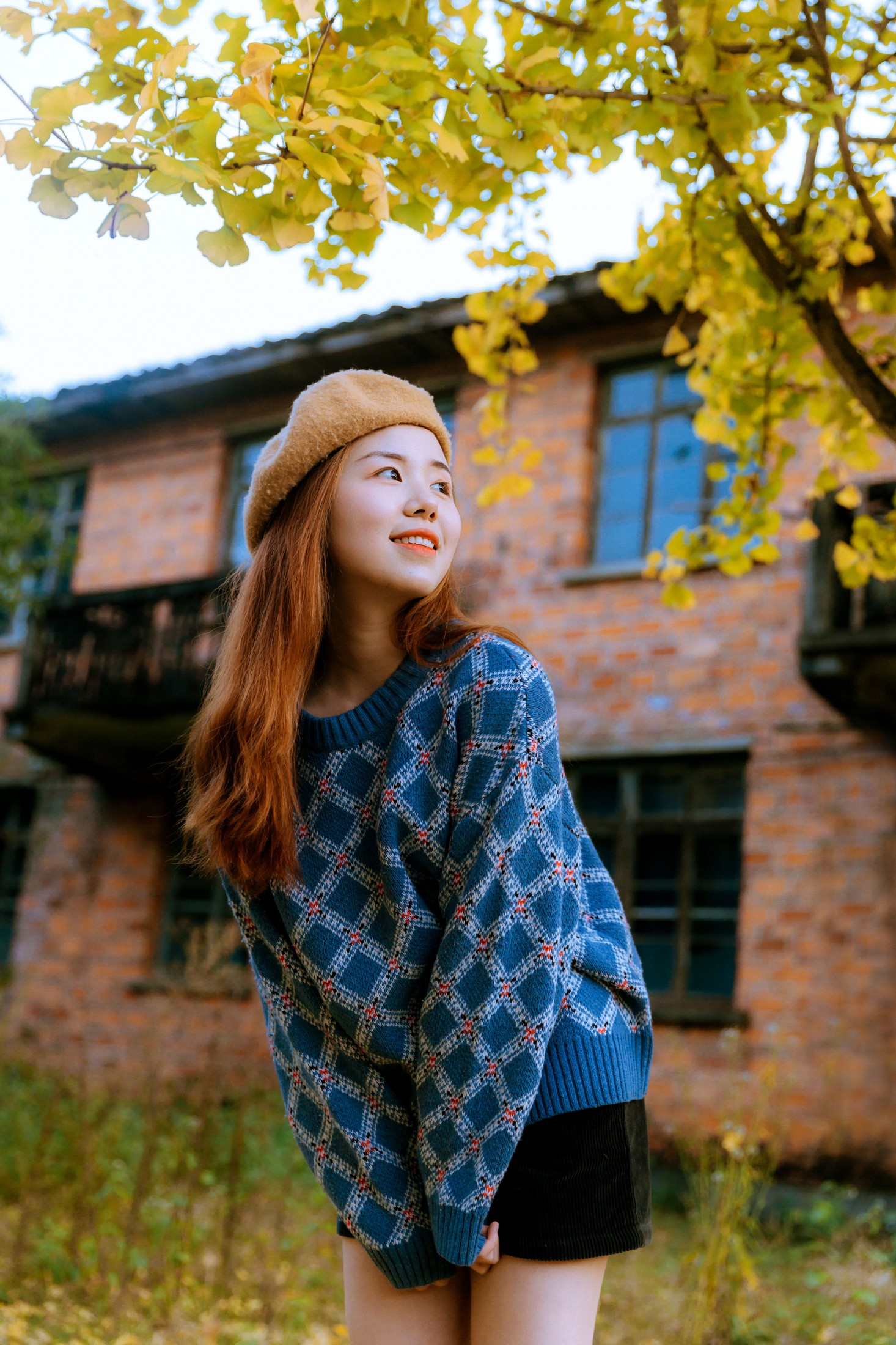 鑫鑫 – 《秋叶黄了》[13P]