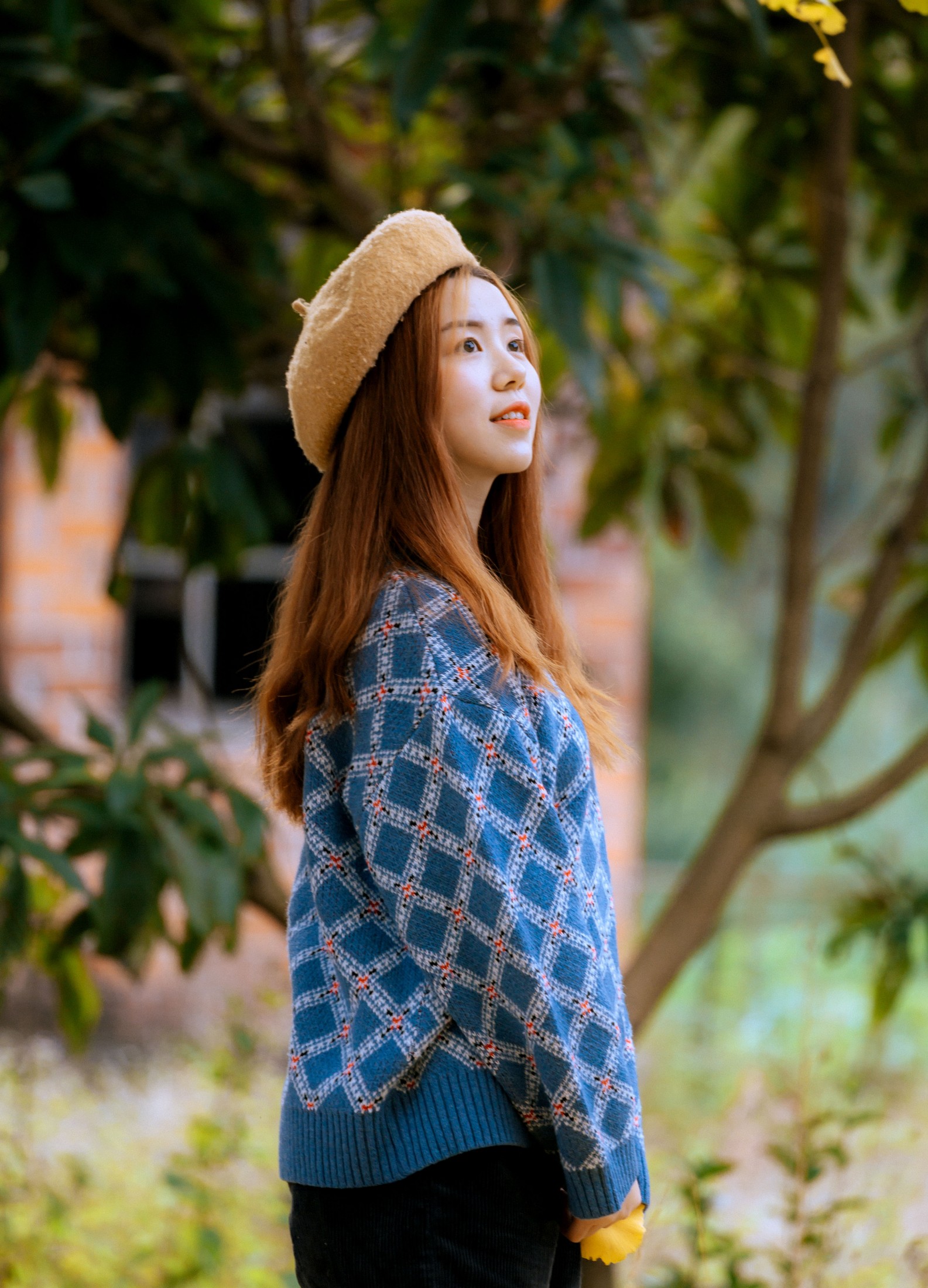 鑫鑫 – 《秋叶黄了》[13P]