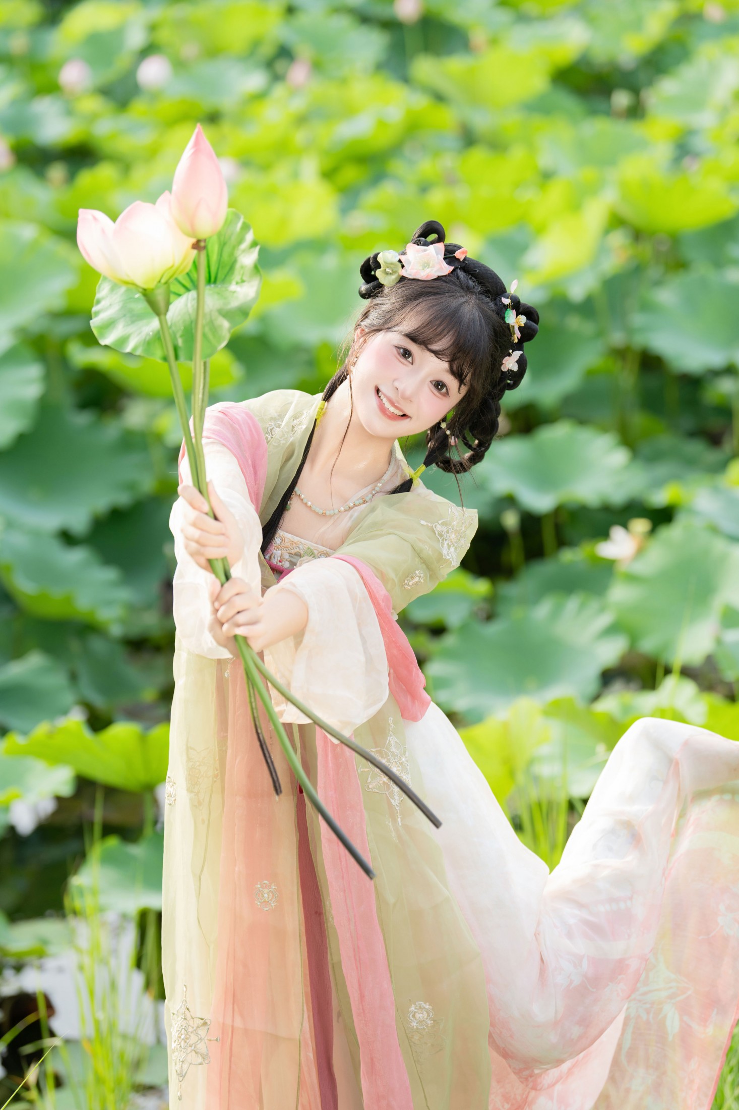 夏芋小年 – 《荷花仙子》[52P]