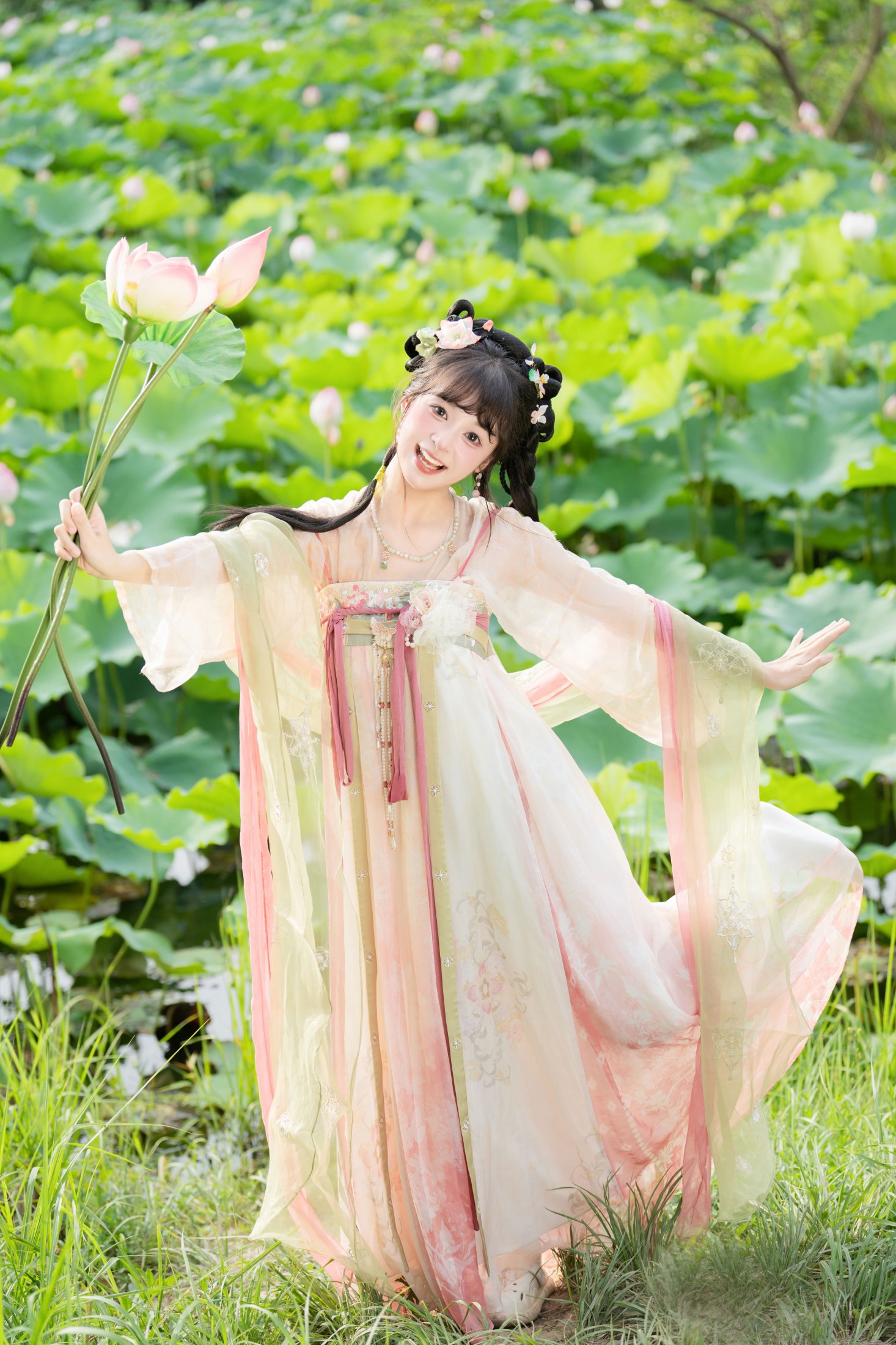 夏芋小年 – 《荷花仙子》[52P]