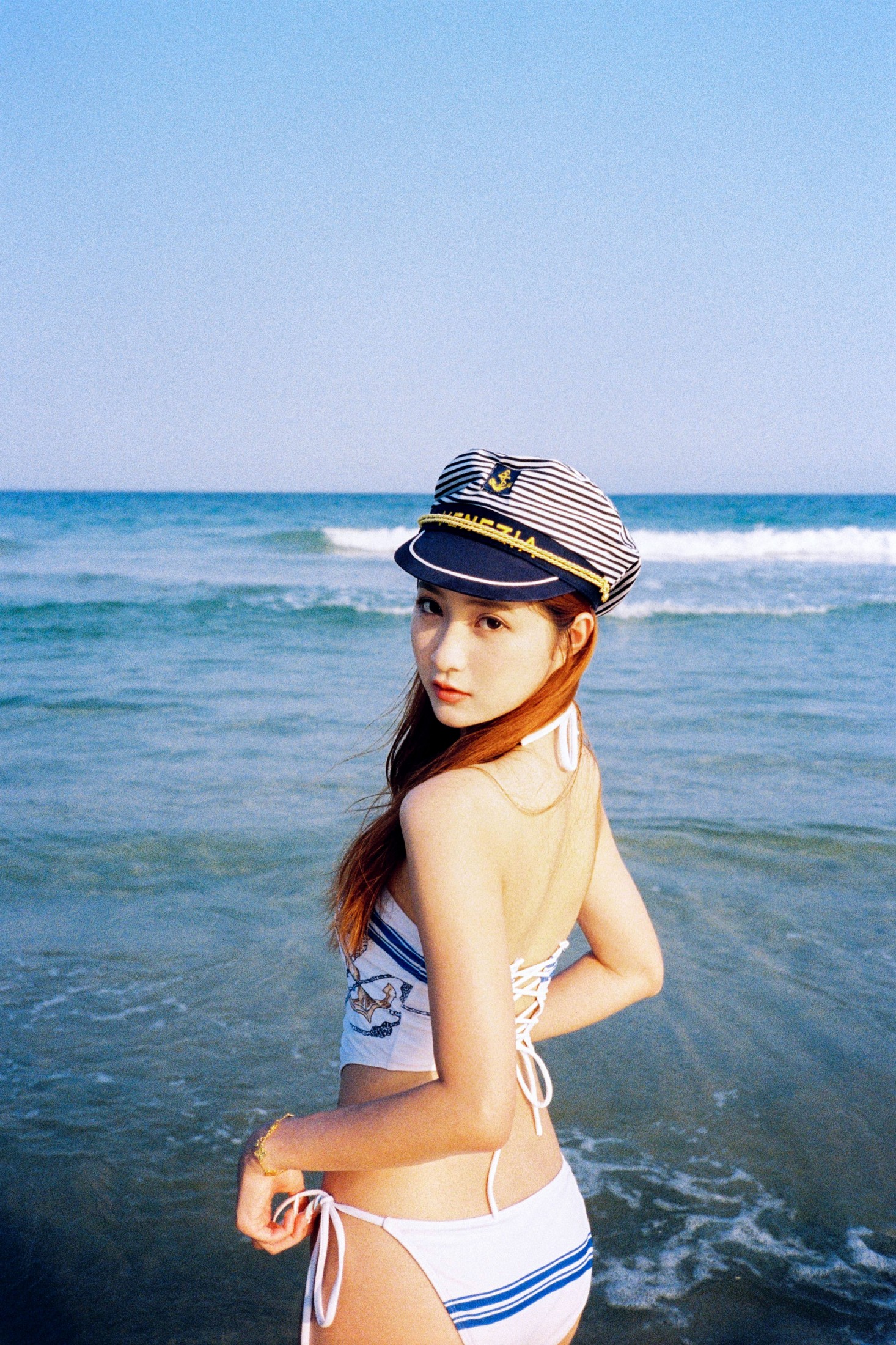 LLleleYY – 《蓝色大海》[16P]