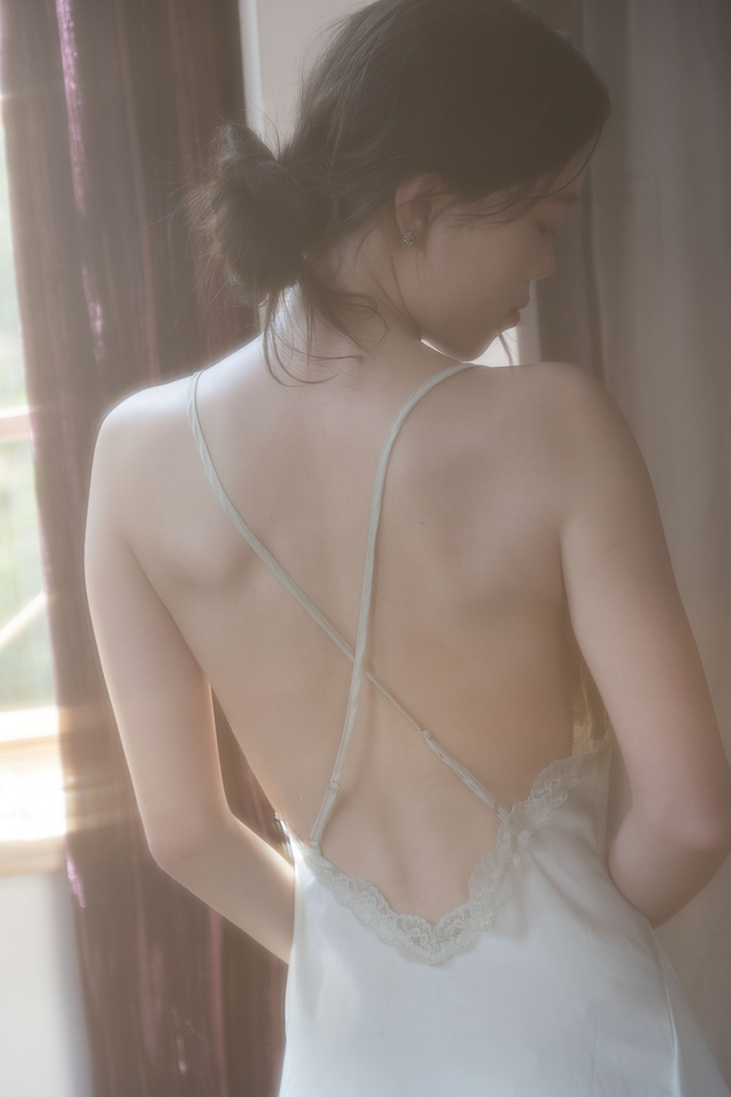 解云花 – 《夏季结束前在老房子里的身体记录》[15P]