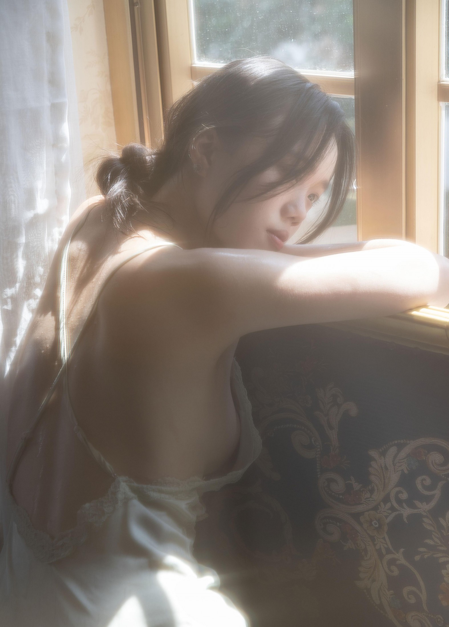 解云花 – 《夏季结束前在老房子里的身体记录》[15P]