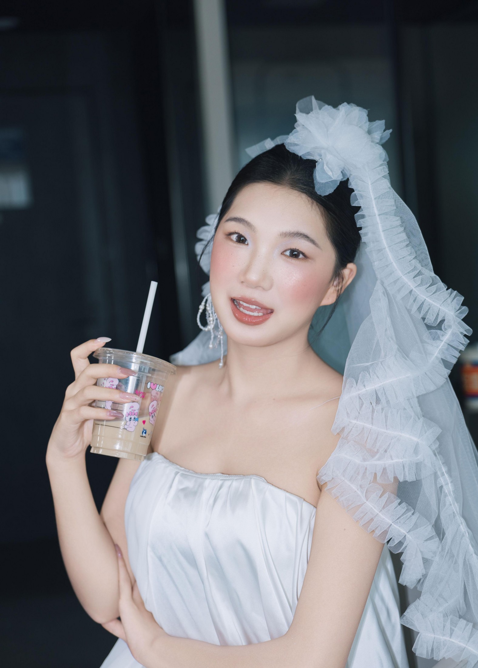 一杯杨枝 – 《光影邂逅白裙的瞬间》[41P]