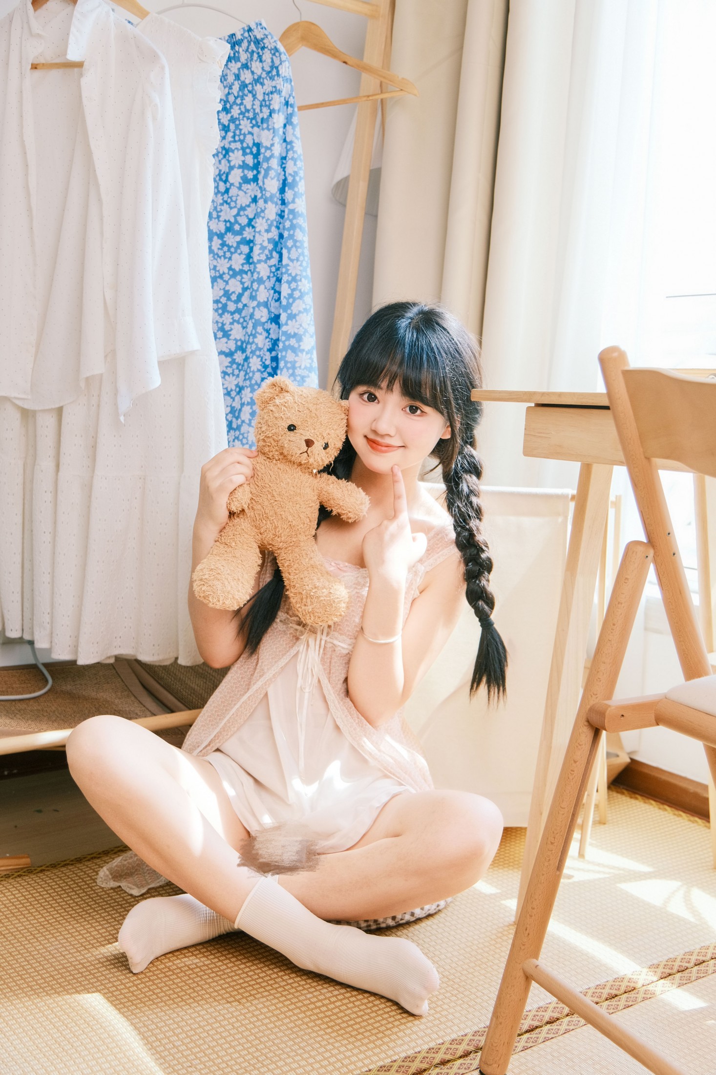 小梨花儿 – 《日系少女居家拍照》[27P]