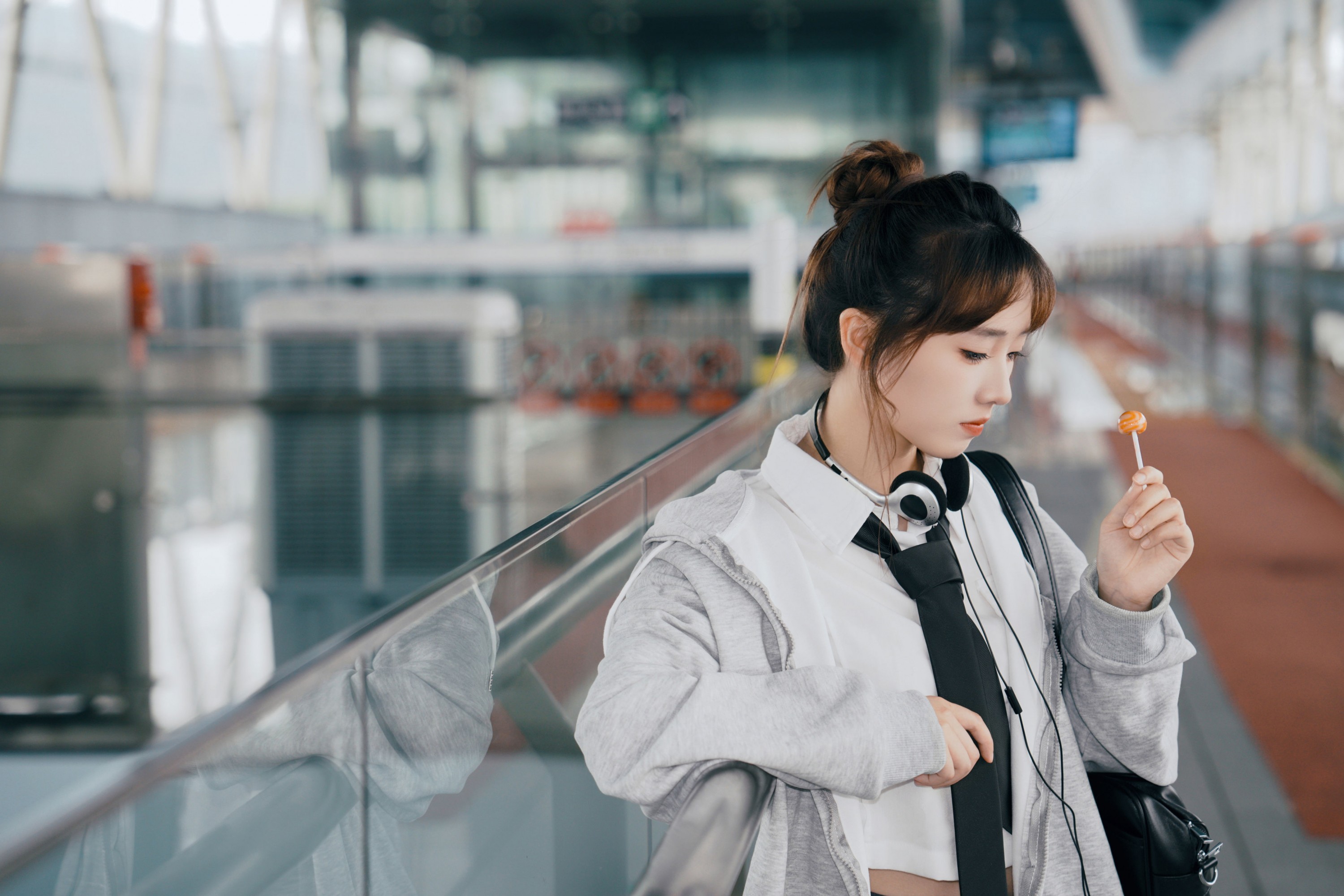 柚子皮 – 《日系地铁站-“听见风，是青春留下的脚步声”》[19P]