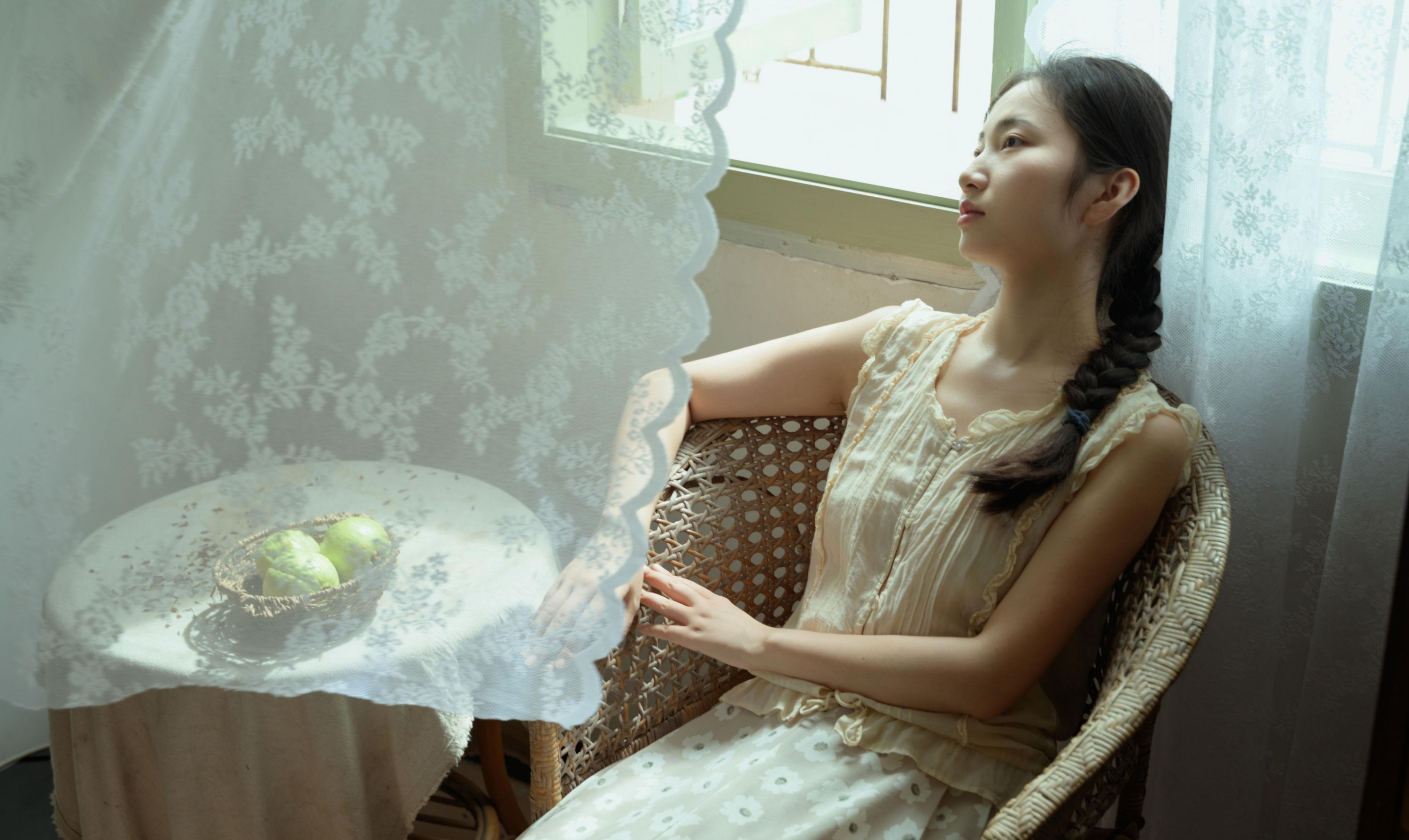 园润 – 《八月是夏天的果实》[24P]