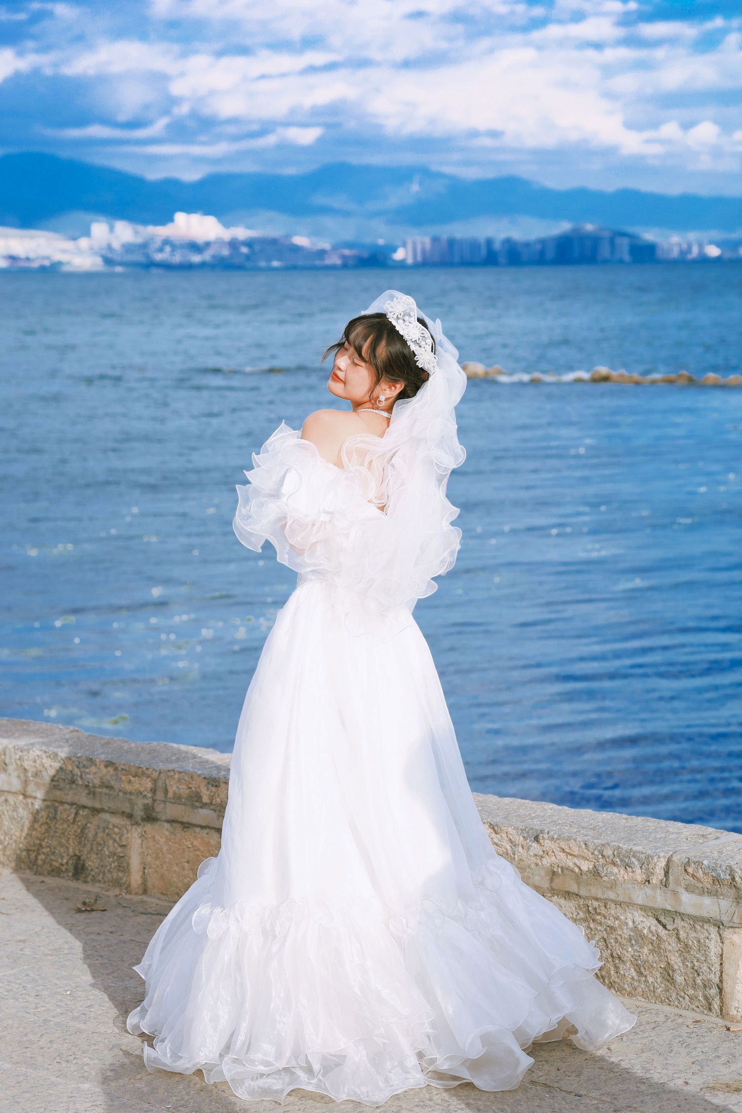 鬼鬼 – 《20岁的自己》[16P]