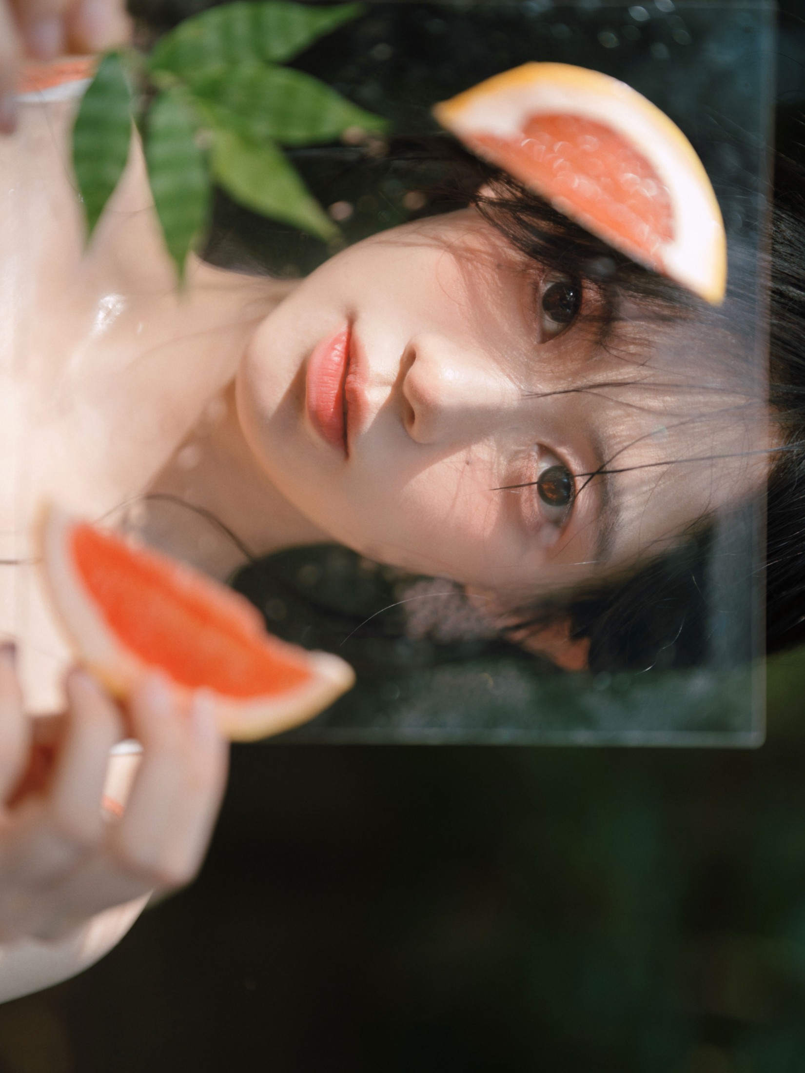 康渝茜Niki – 《感受夏日的色彩》[16P]