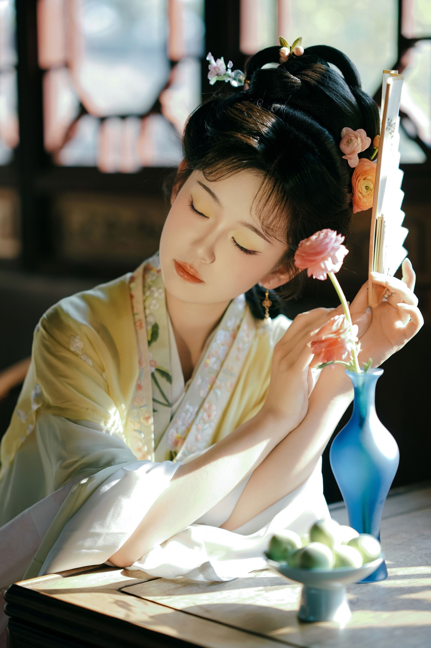 甜心芽芽 – 《观我旧往，同我仰春》[16P]