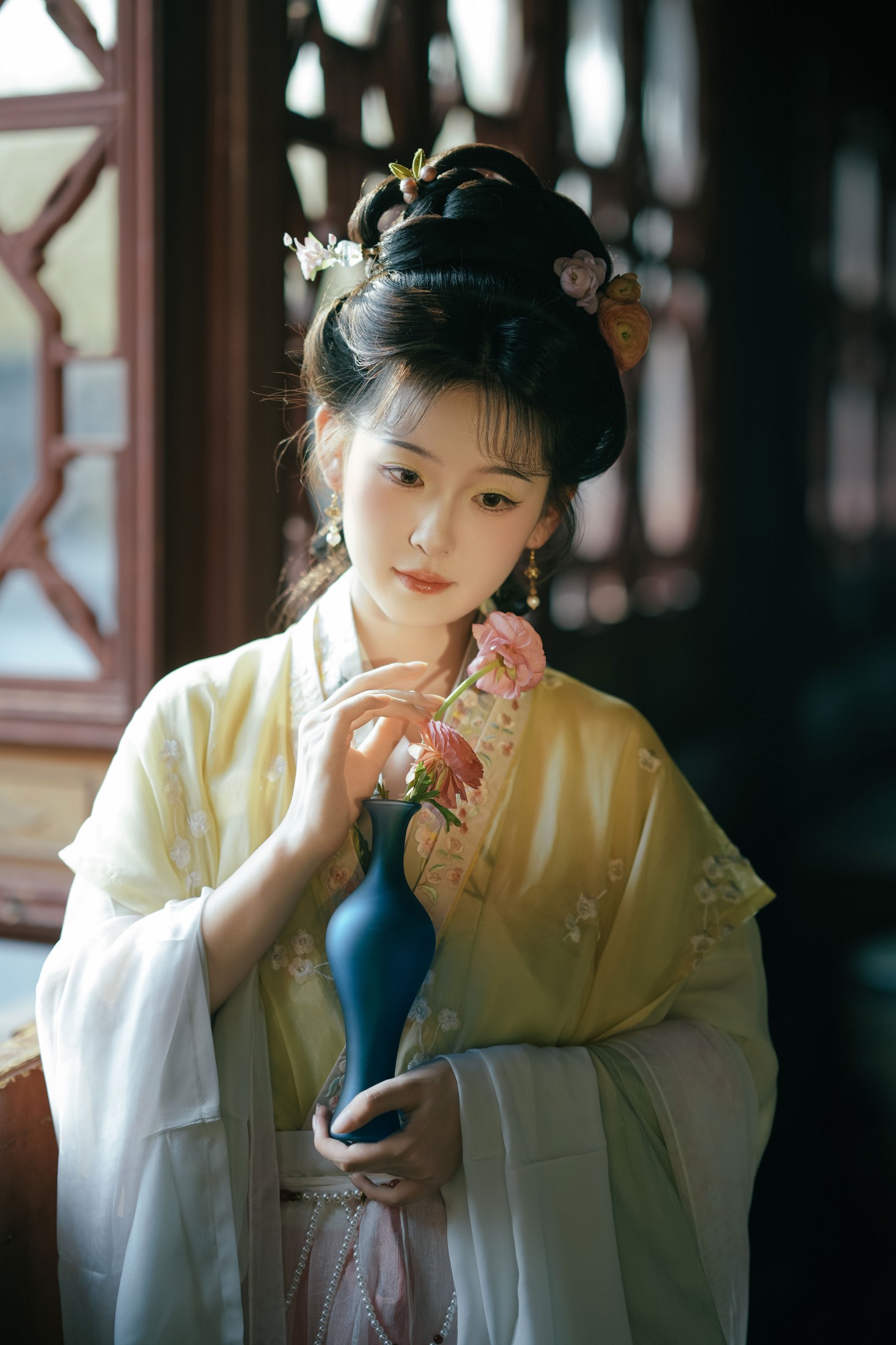 甜心芽芽 – 《观我旧往，同我仰春》[16P]