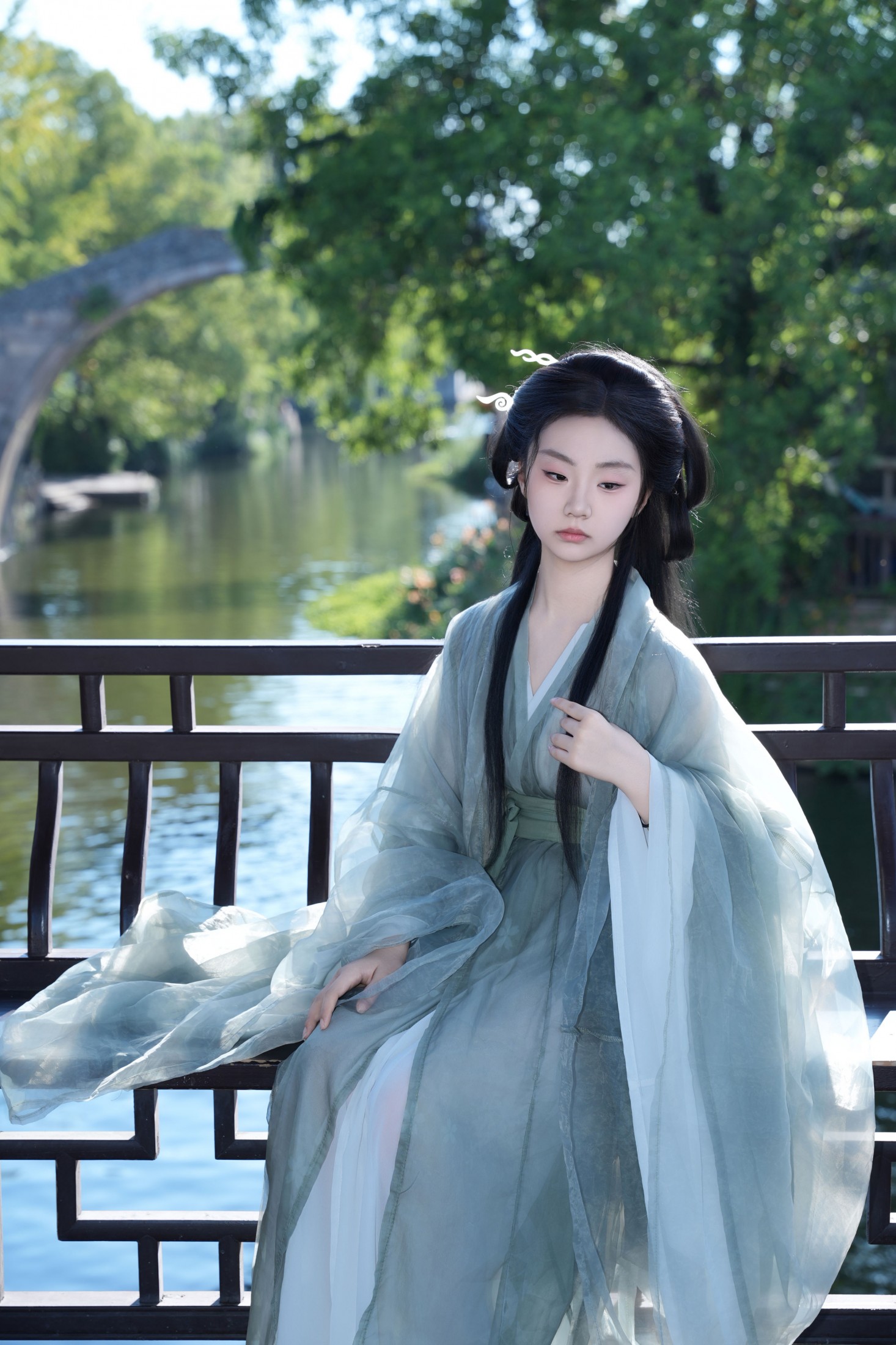 青青 – 《清冷风汉服》[11P]