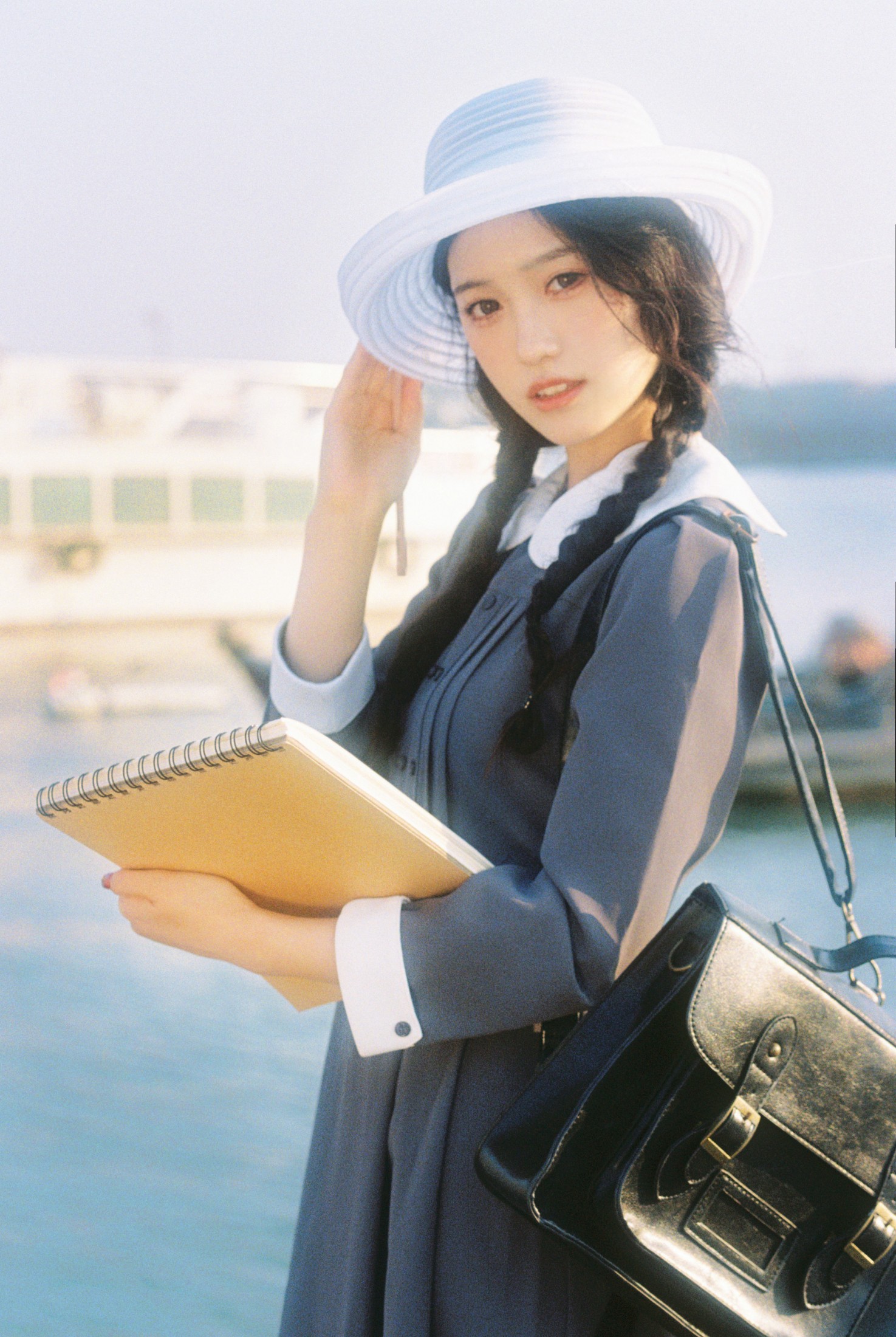 Luver潇潇 – 《你在我的记忆里》[10P]