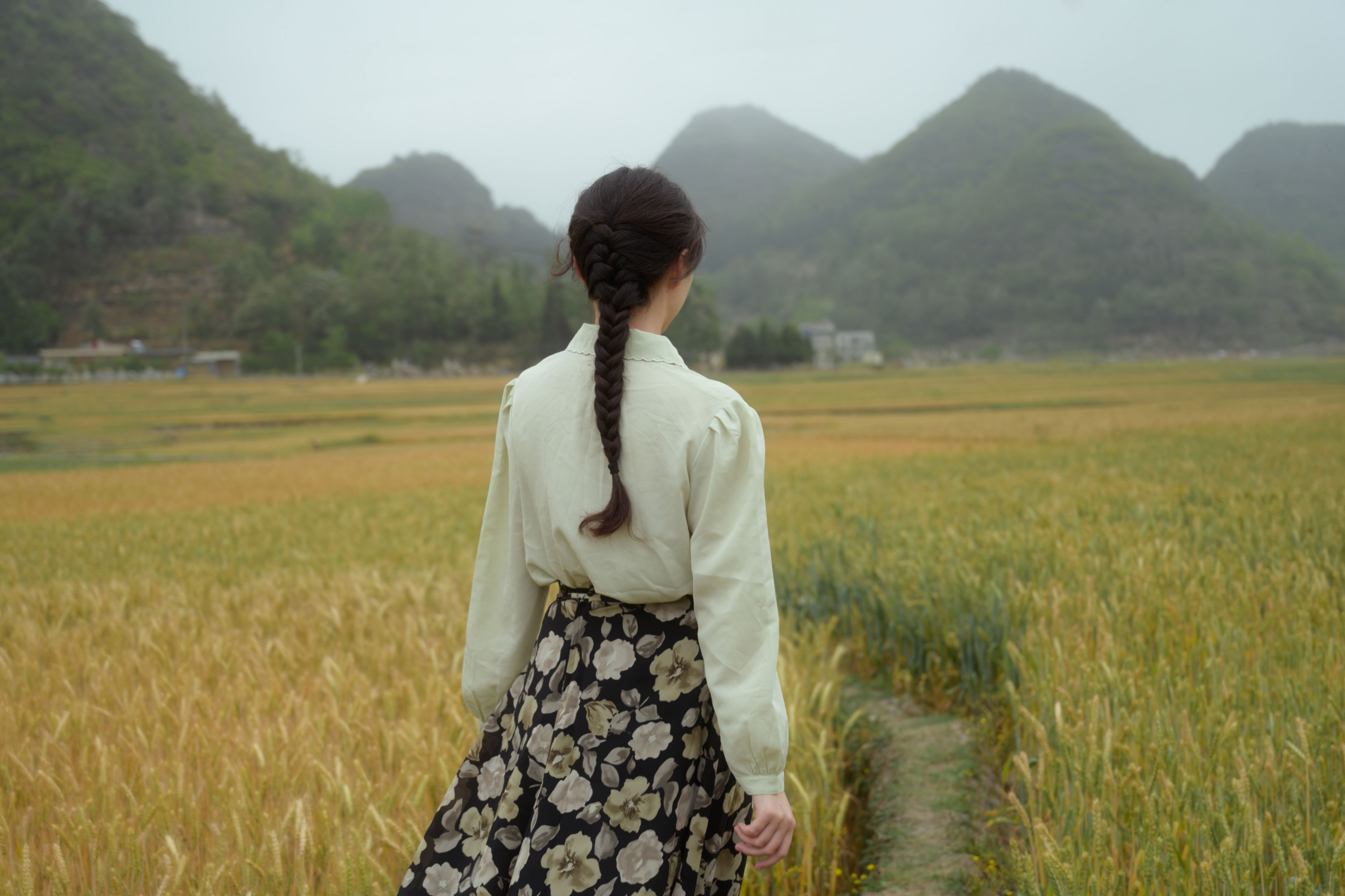 小张 – 《麦田的守望者》[21P]