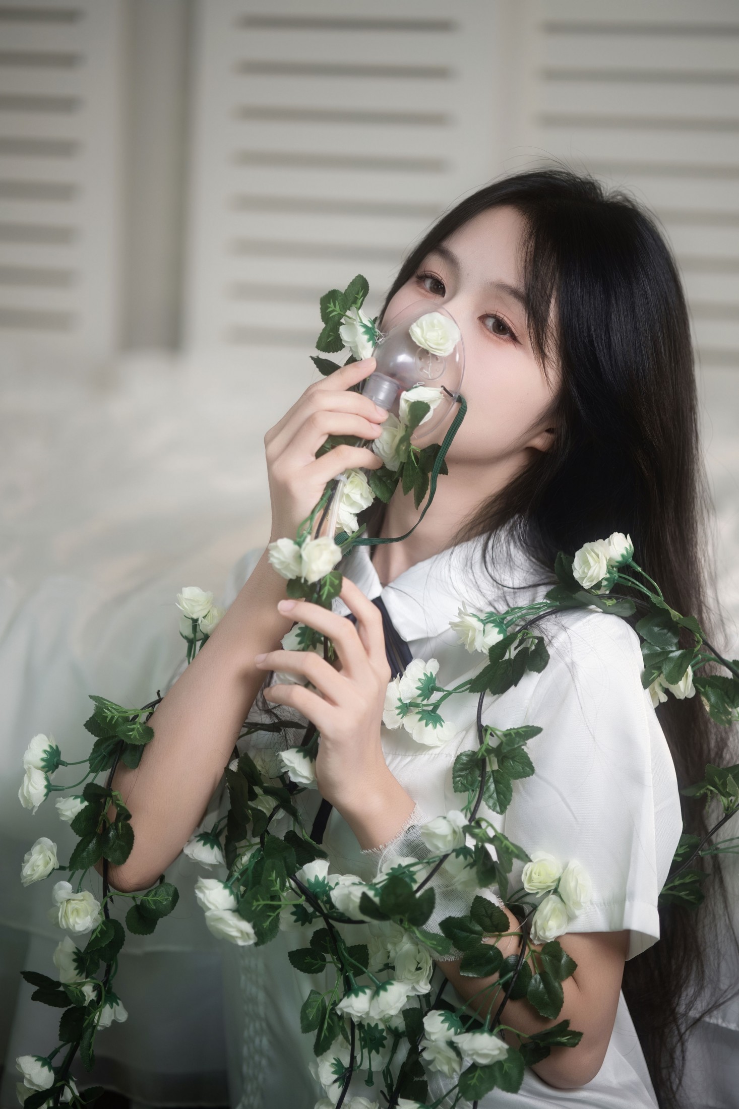 犯困小羊 – 《花吃了那女孩》[9P]