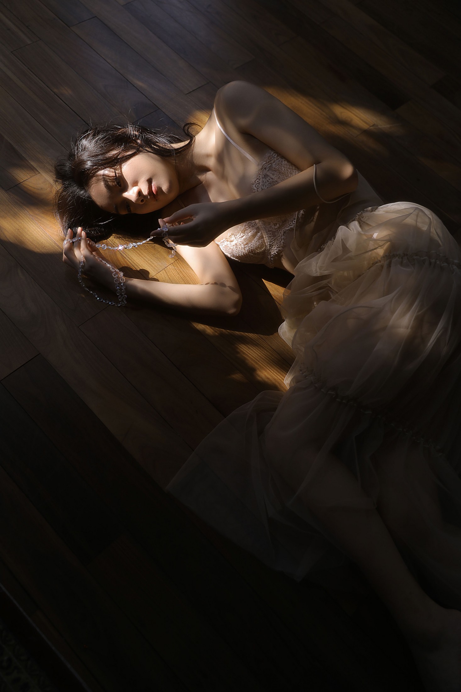 六六 – 《阁楼的光影》[10P]