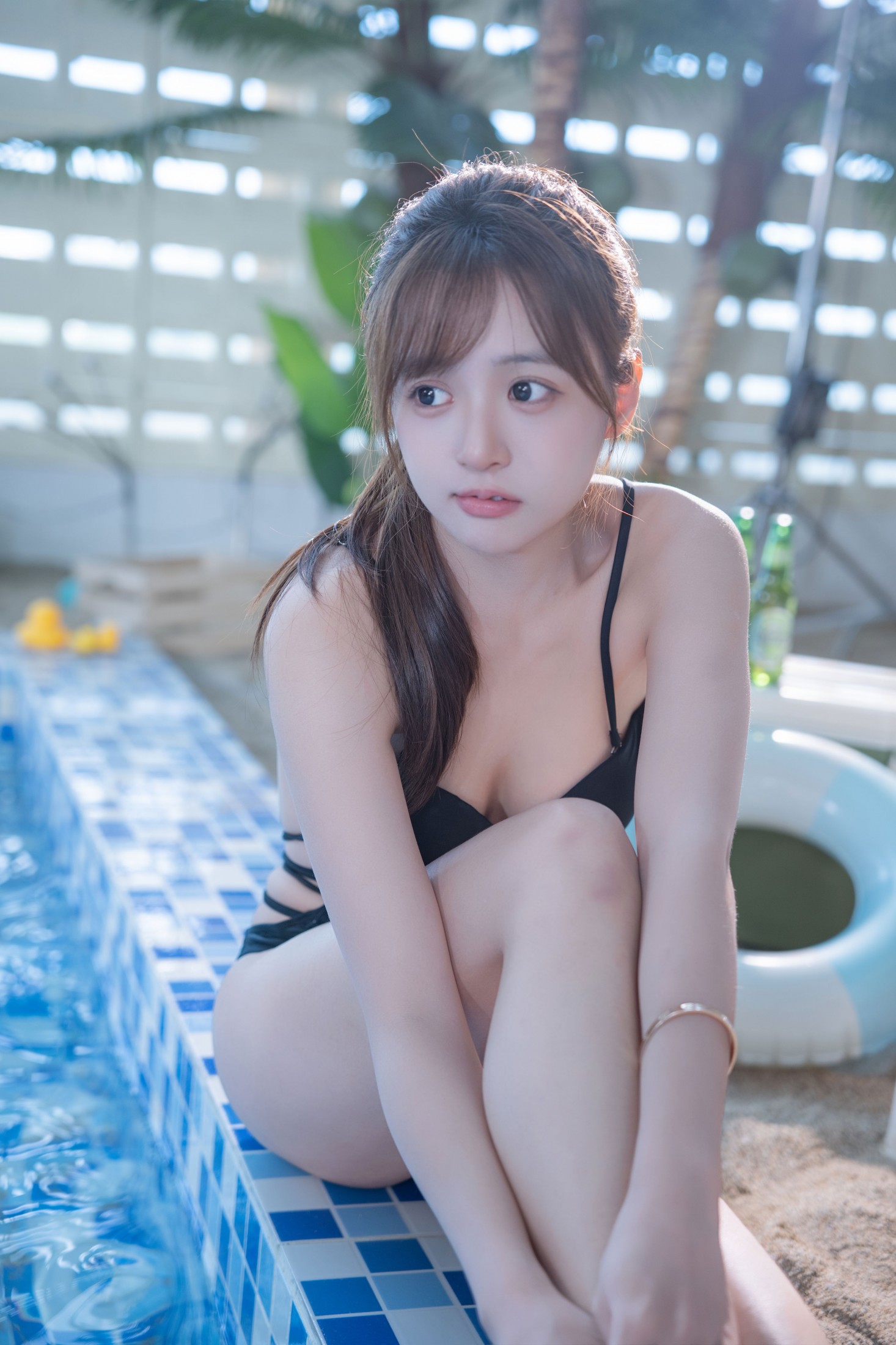 小亿 – 《夏日泳池边的浪漫邂逅》[43P] 插图5